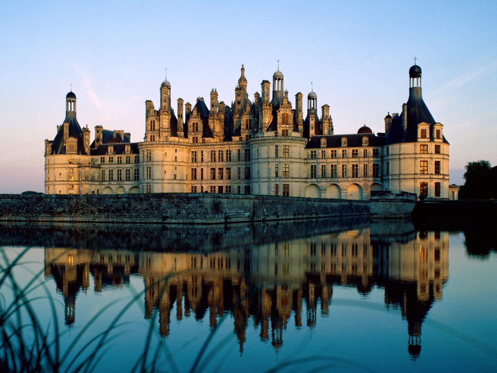 Castello di Chambord Francia, 1600x1200 900p, Desktop