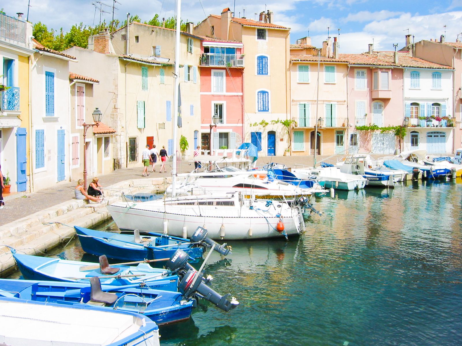 Villaggio costiero colorato Francia, 1600x1200 900p, PC