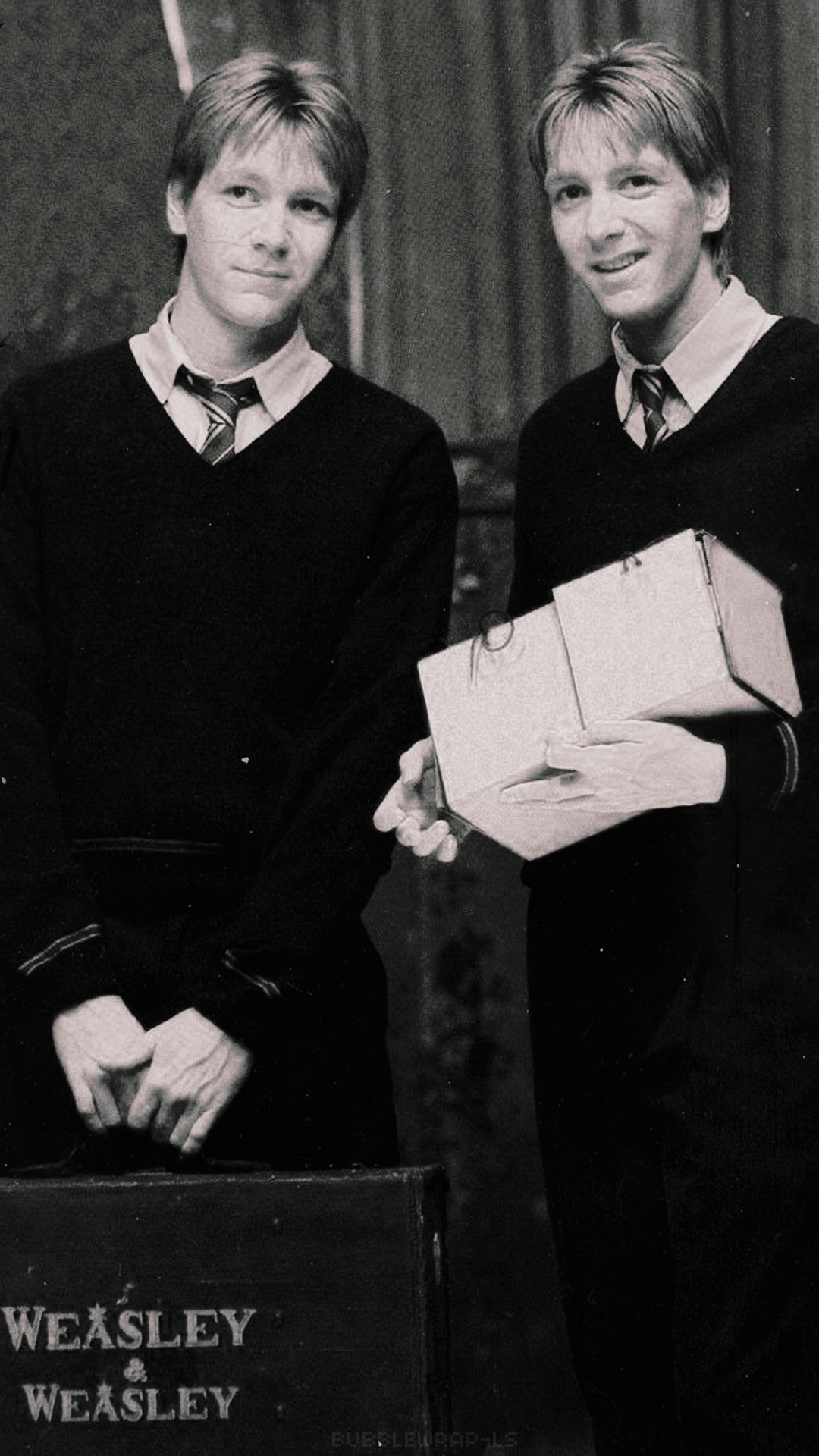 Fred e George Weasley bambini, 2048x1024 alta risoluzione, Desktop