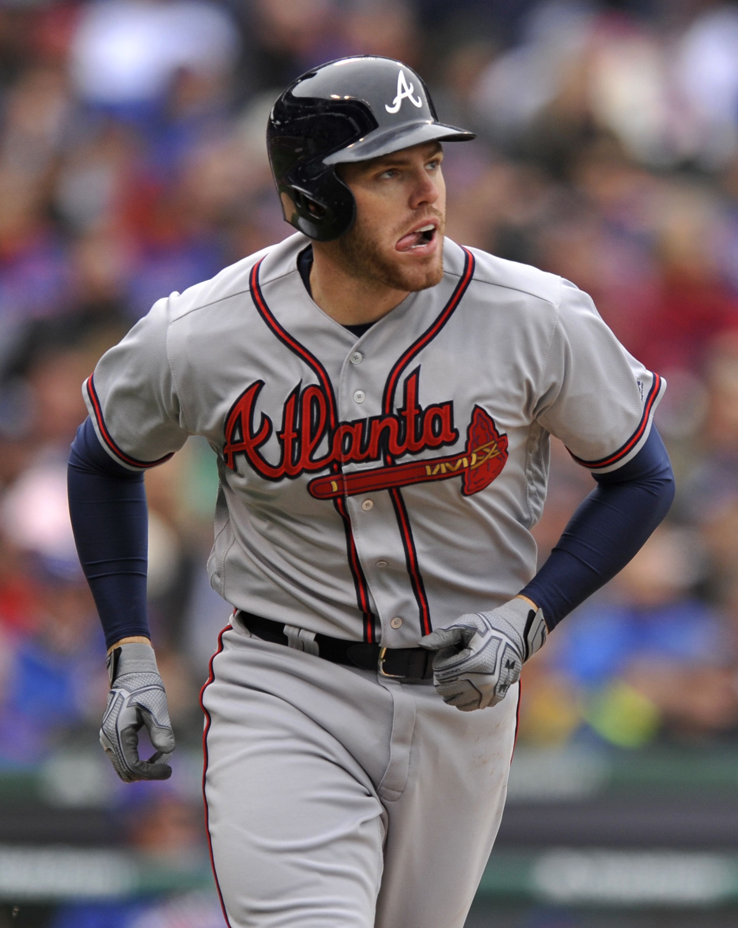Giocatore baseball Atlanta Braves, 2526x3177 Verticale, OnePlus