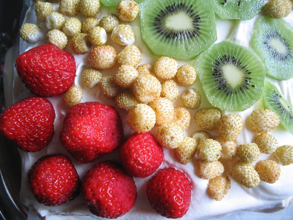 Fragole kiwi e fragoline bianche, 1024x768 HD, iMac