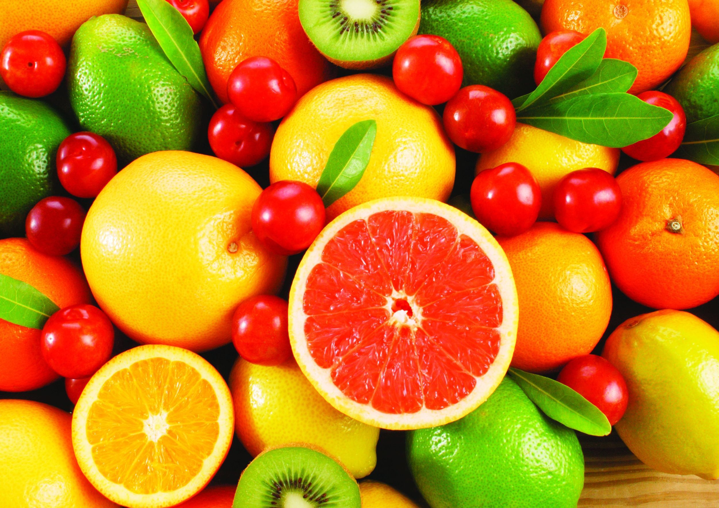 Agrumi e frutta colorata mista, 2500x1767 2K, Desktop