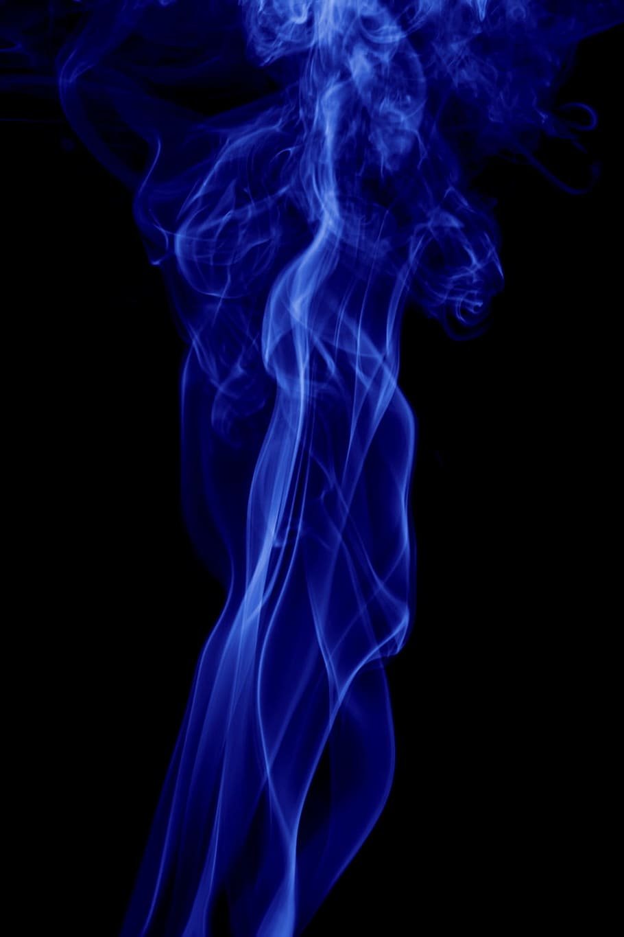 Fumo blu su nero, 910x1365 Verticale, Telefono