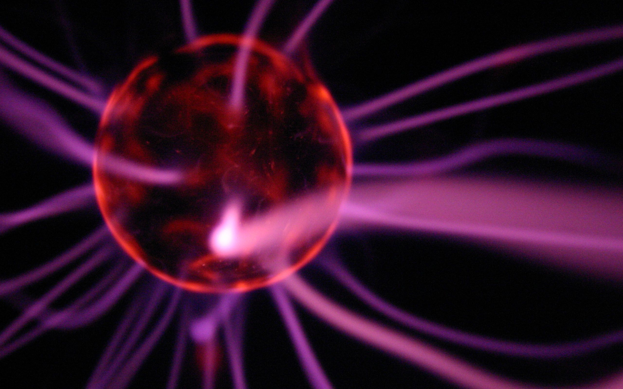 Sfera plasma con filamenti viola, 2560x1600 WQXGA, Desktop