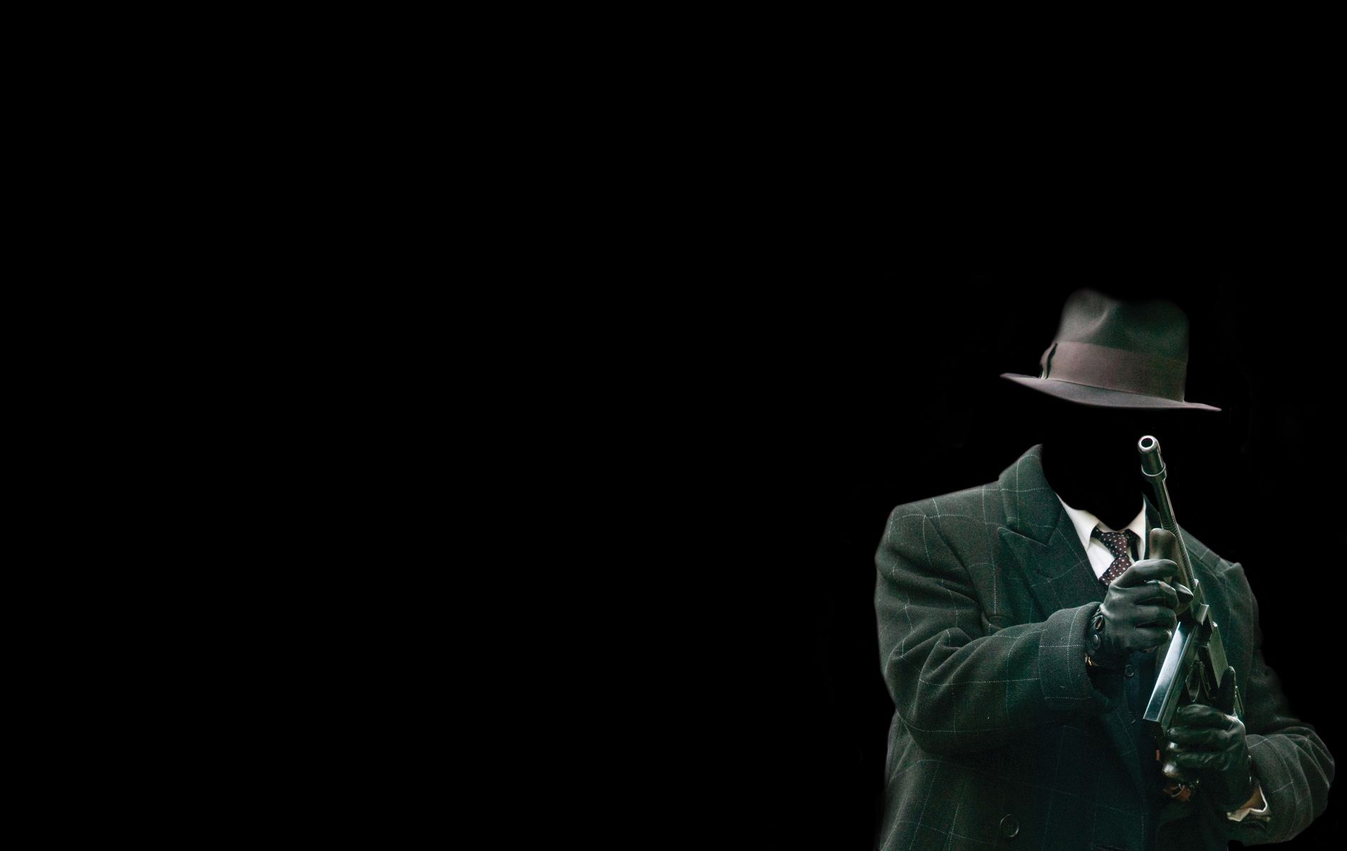 Gangster con pistola e fedora, 1900x1200 900p, PC