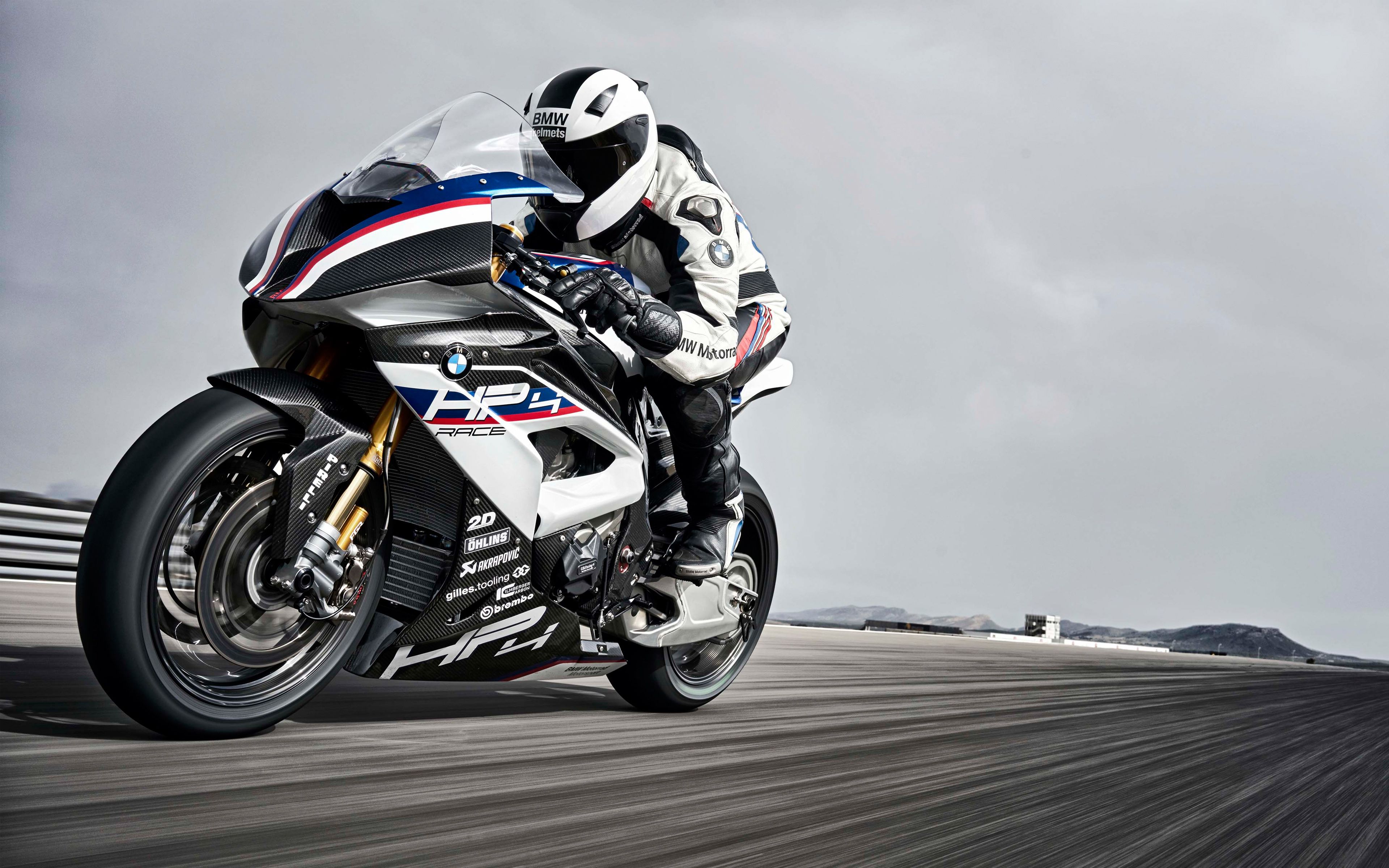 Moto BMW HP4 pista da corsa, 3840x2400 4K Ultra HD, Monitor 4K