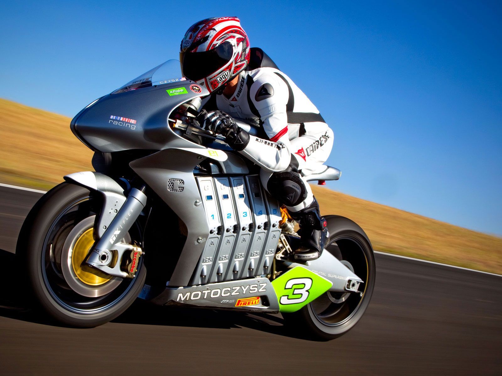 Moto da corsa in pista, 1600x1200 900p, PC