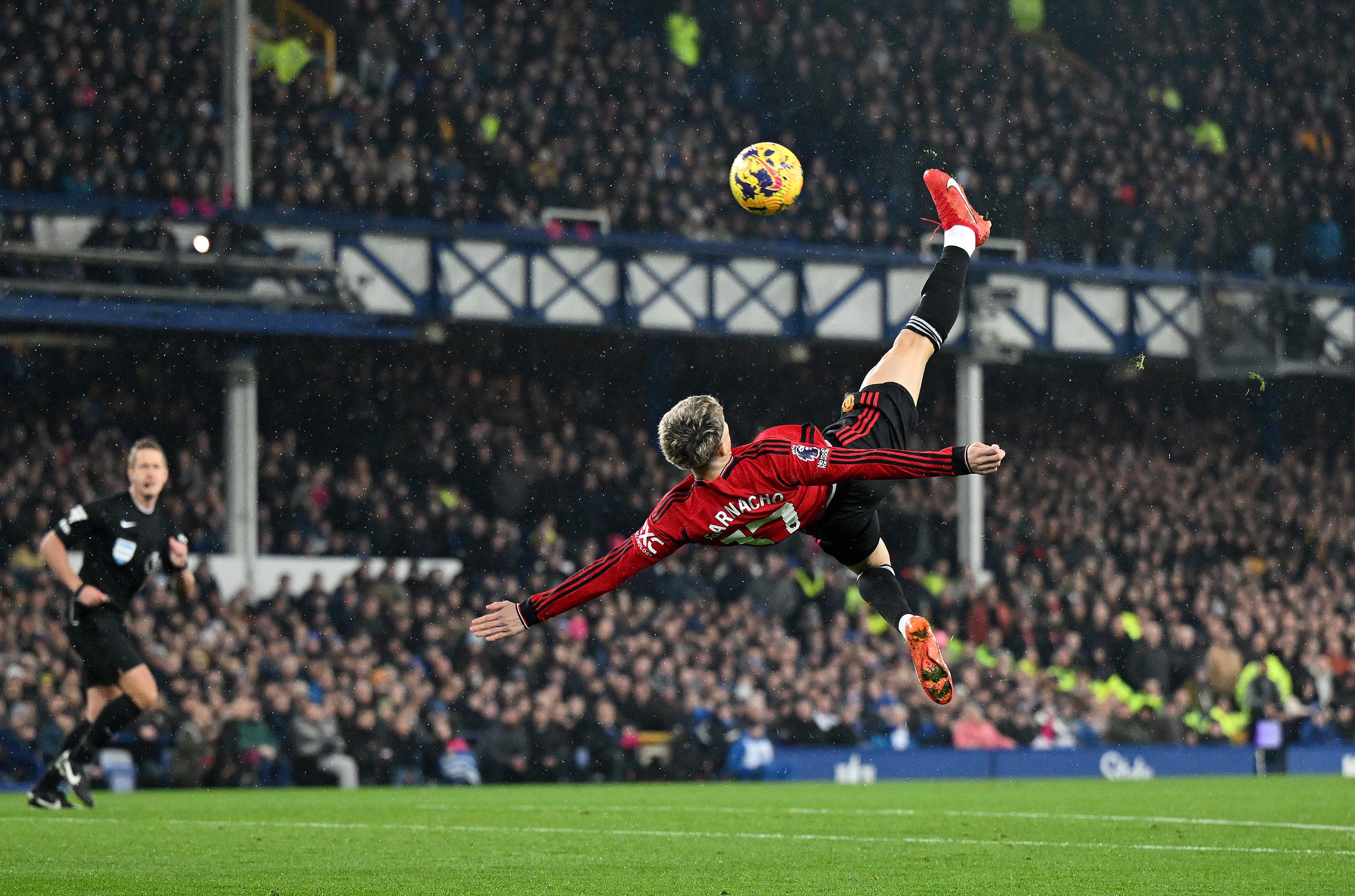 Rovesciata calciatore Manchester United, 3000x1985 2K+, PC