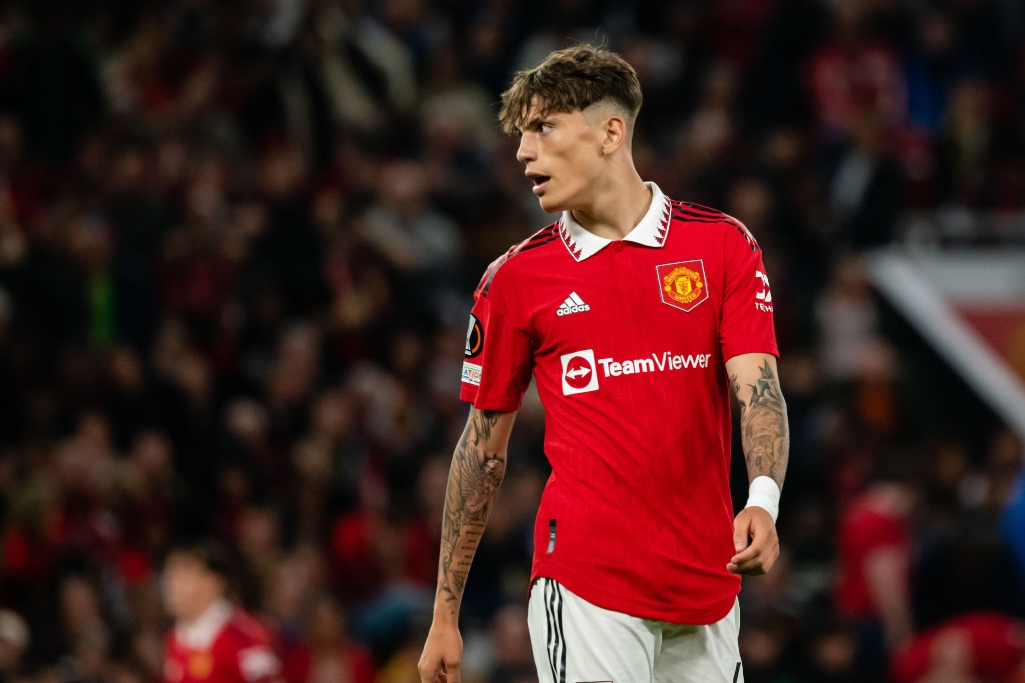 Calciatore Manchester United maglia rossa, 2048x1365 alta risoluzione, Desktop
