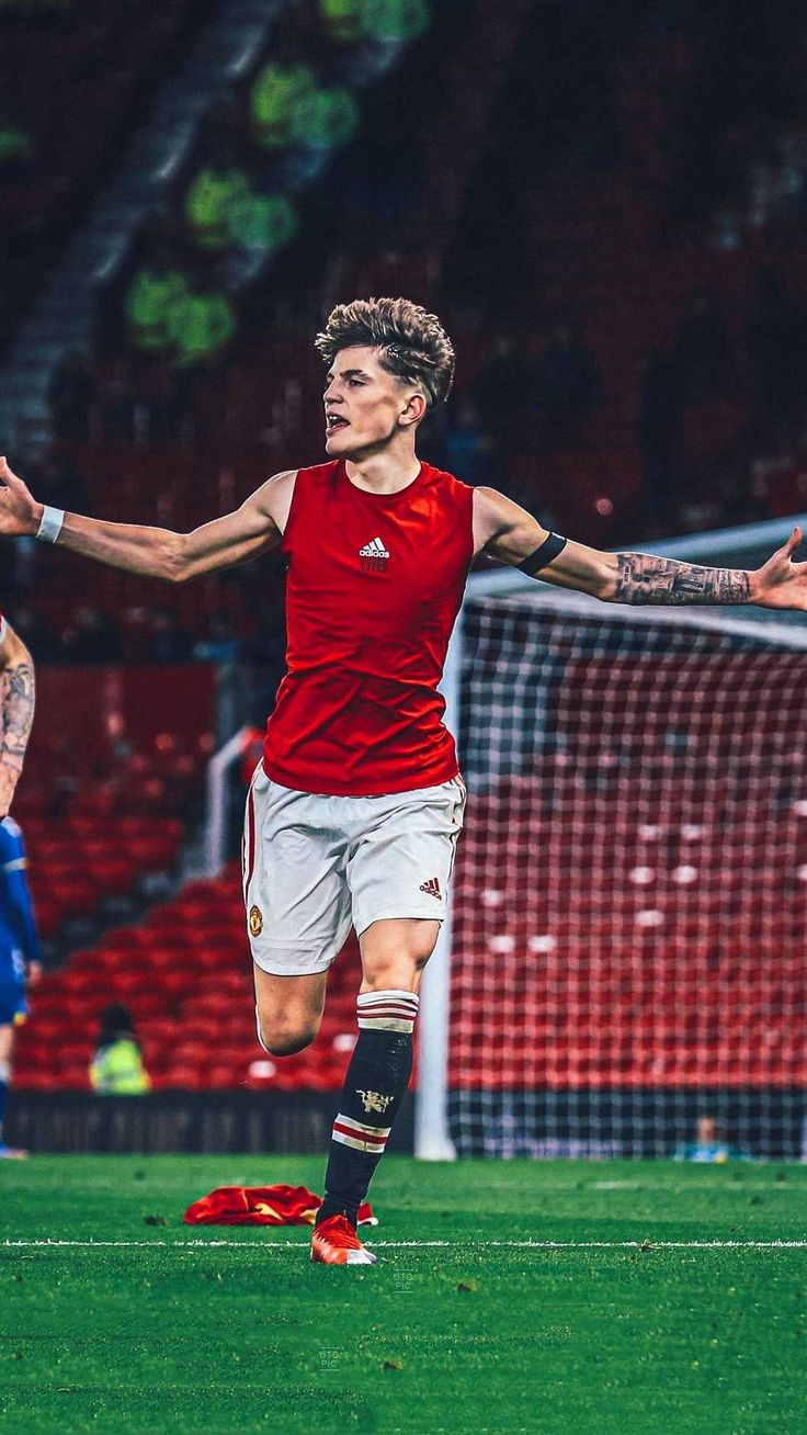 Calciatore Manchester United esulta, Premier League, 736x1308 Full HD Verticale, Smartphone