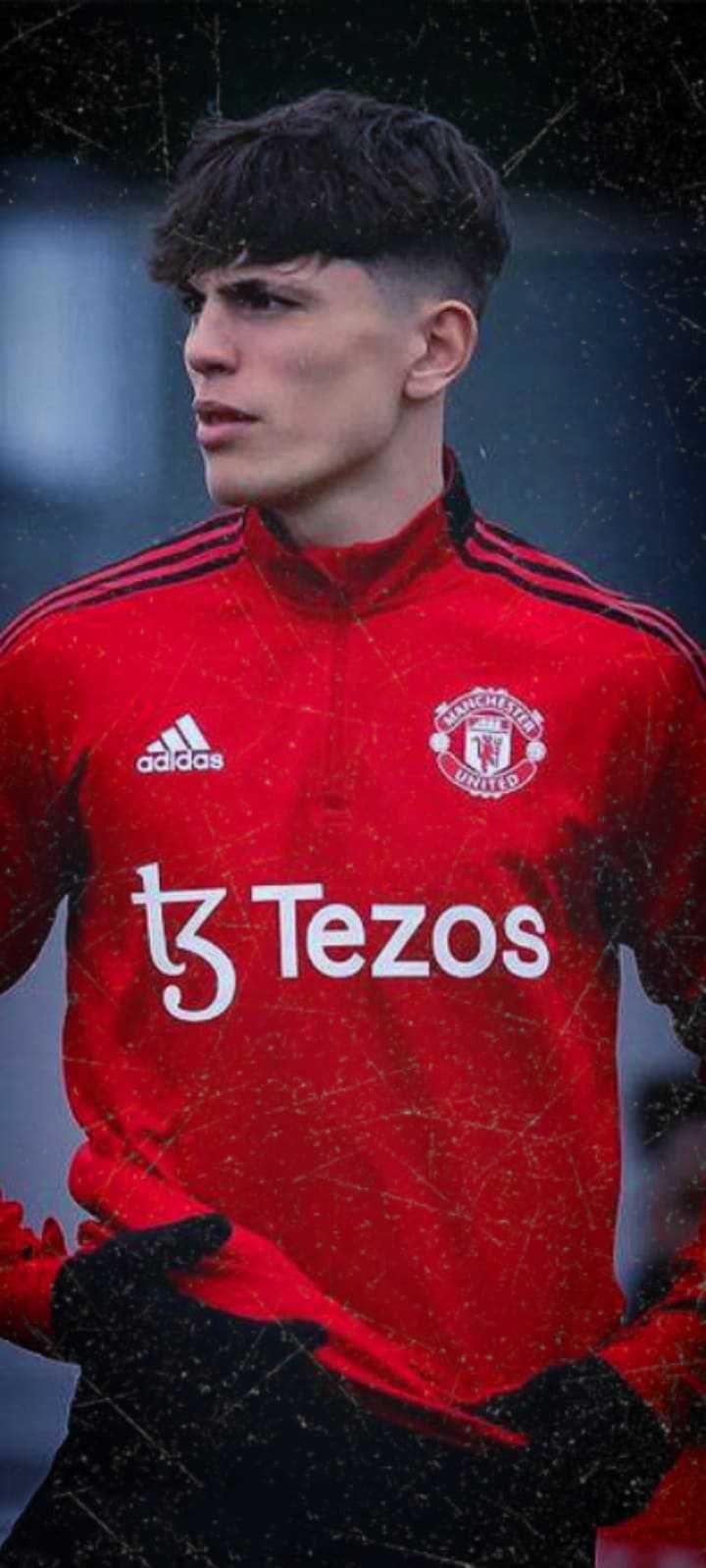 Calciatore Manchester United maglia rossa, 720x1598 Full HD Verticale, Smartphone