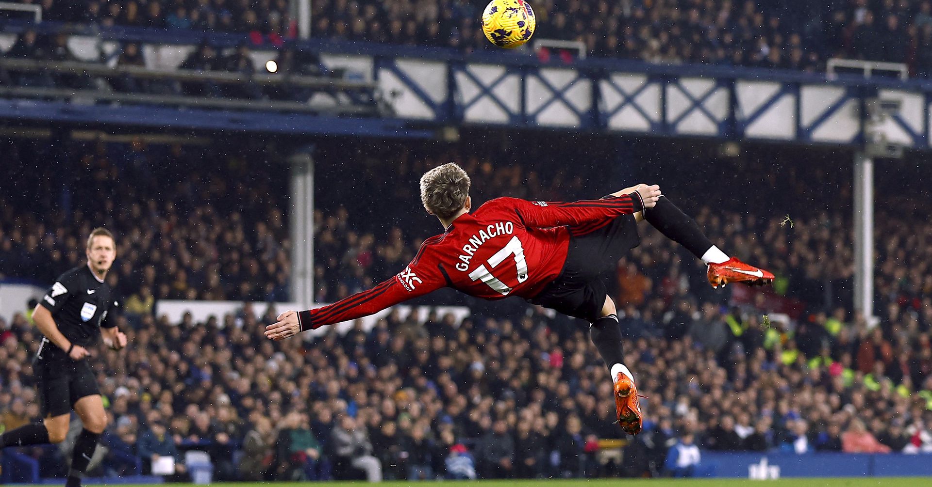 Garnacho rovesciata Manchester United, 1920x1005 Full HD, iMac