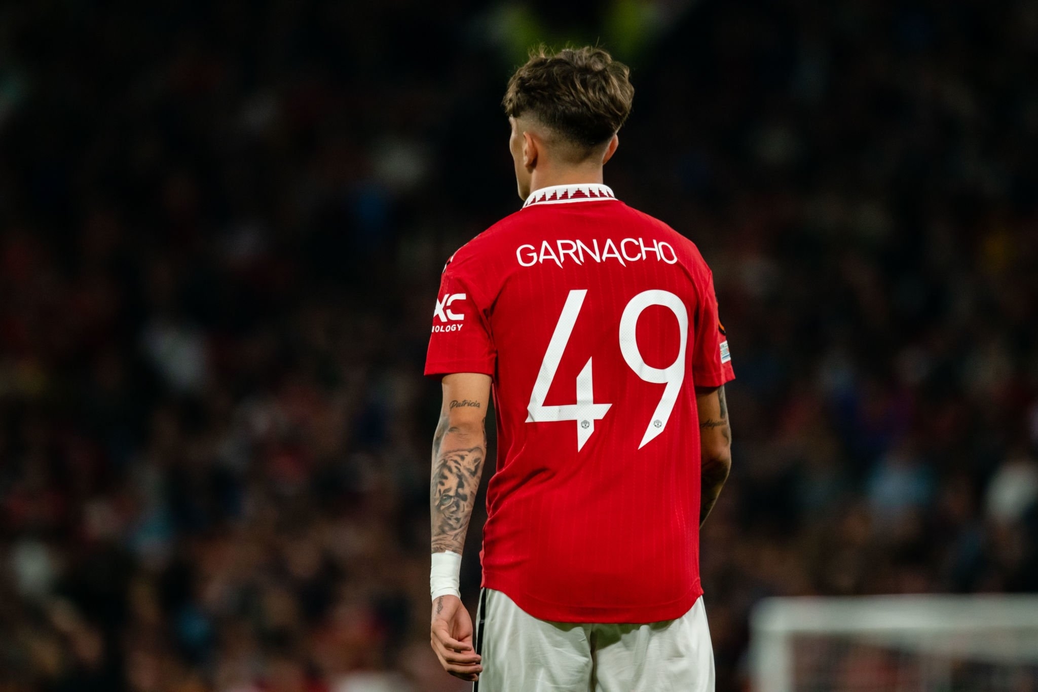 Calciatore Garnacho maglia rossa, 2048x1365 Hi-Res, Laptop