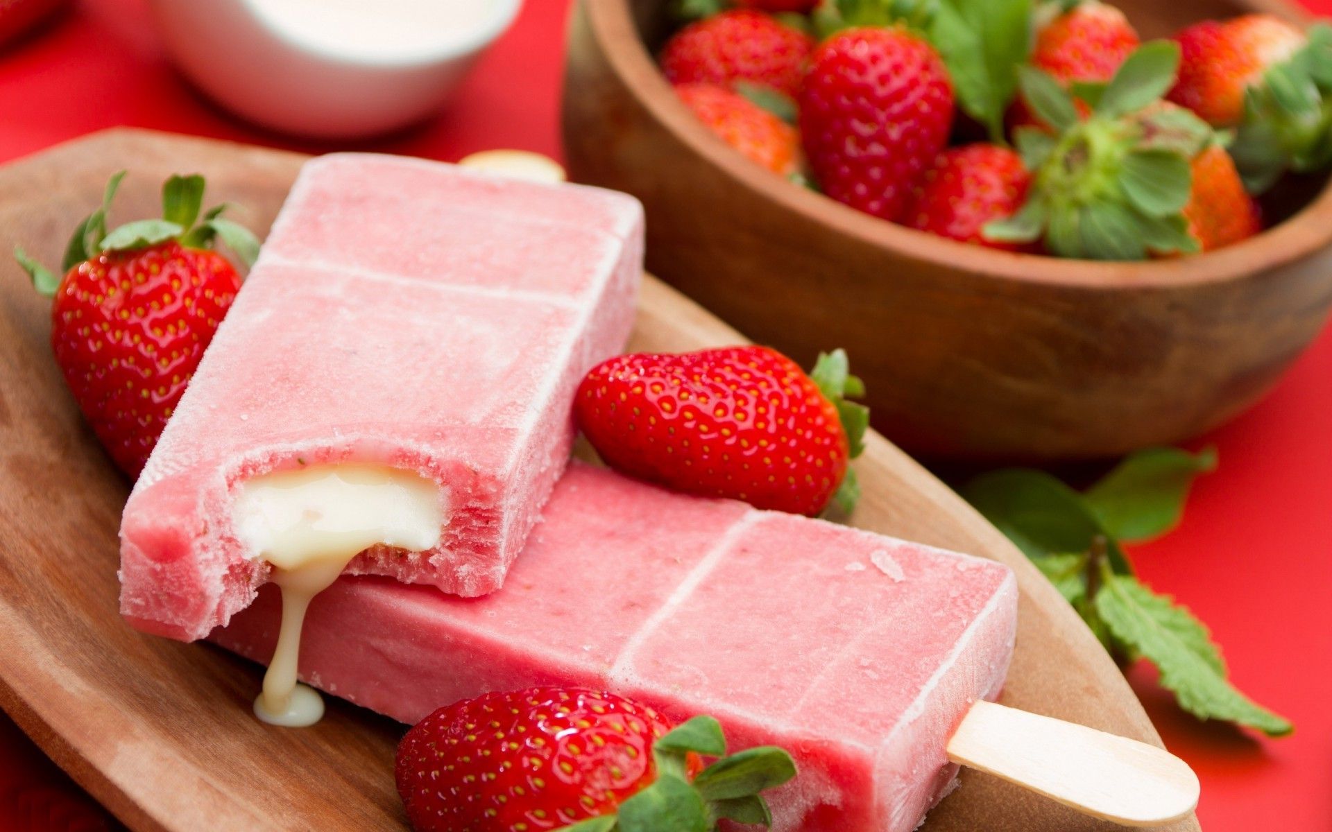 Ghiaccioli fragola e panna, 1920x1200 Full HD+, Desktop