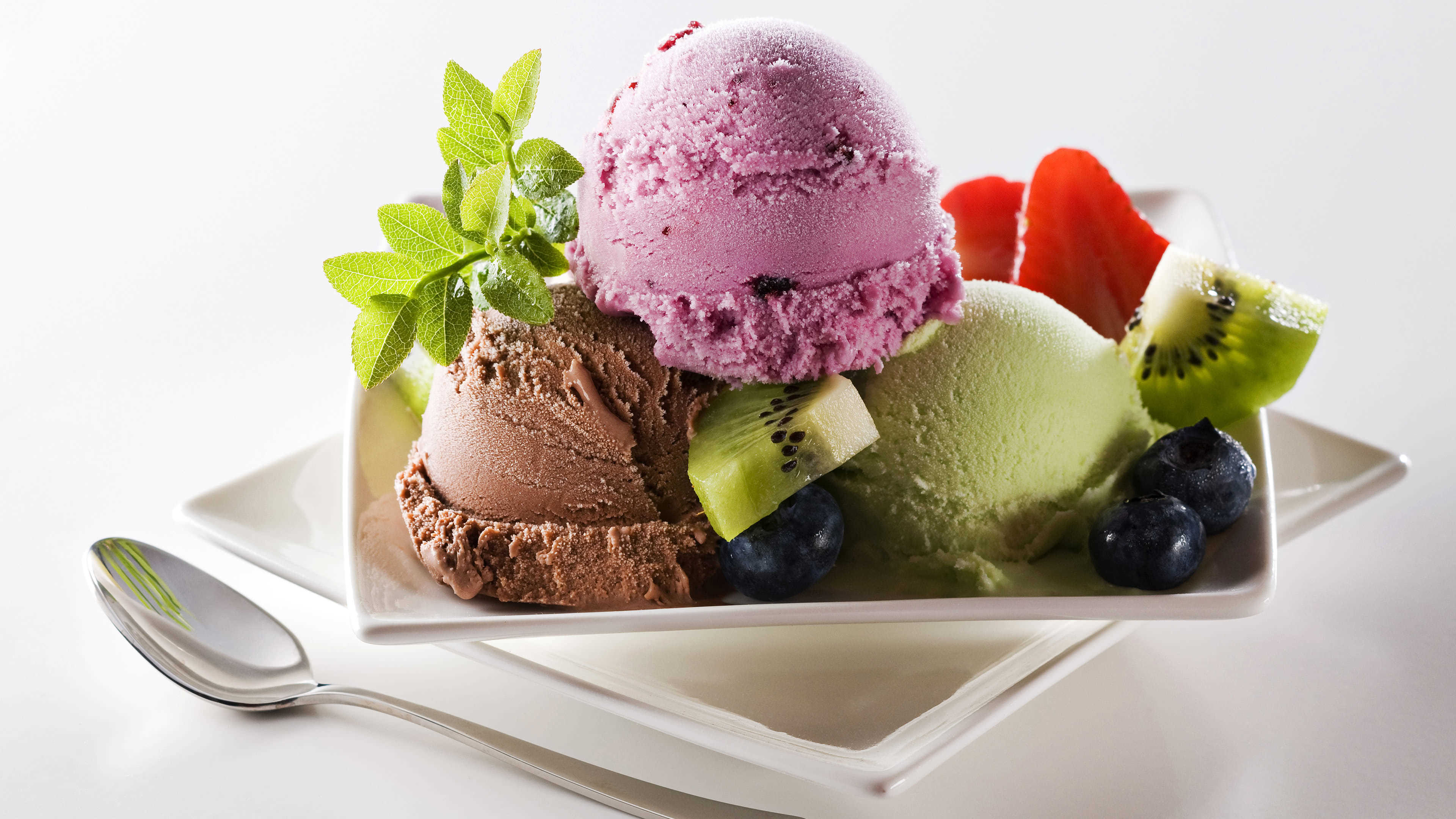 Gelato misto con frutta fresca, 3840x2160 Ultra HD, 4K TV