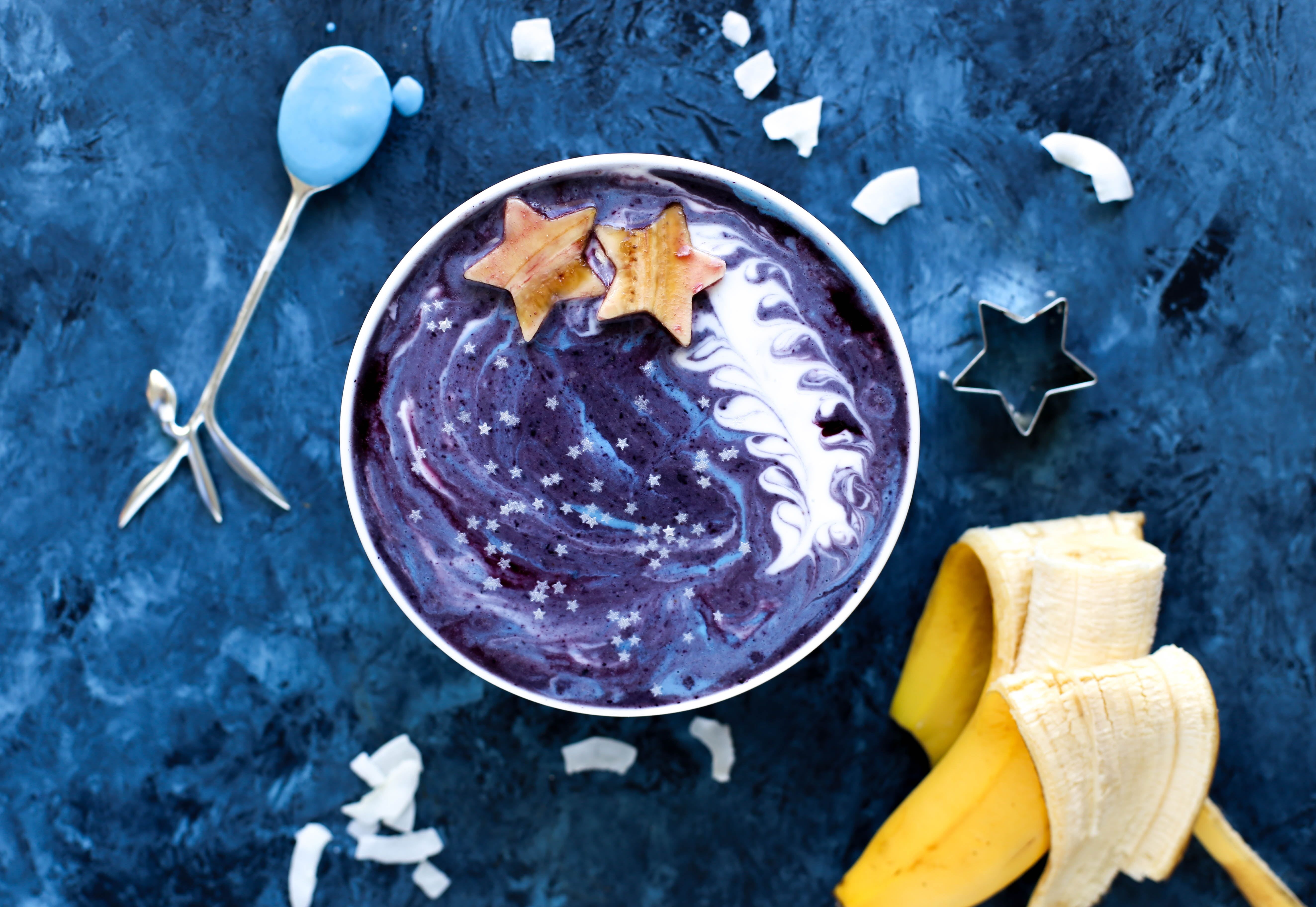 Smoothie bowl viola con banana, 5293x3648 4K, Desktop 4K
