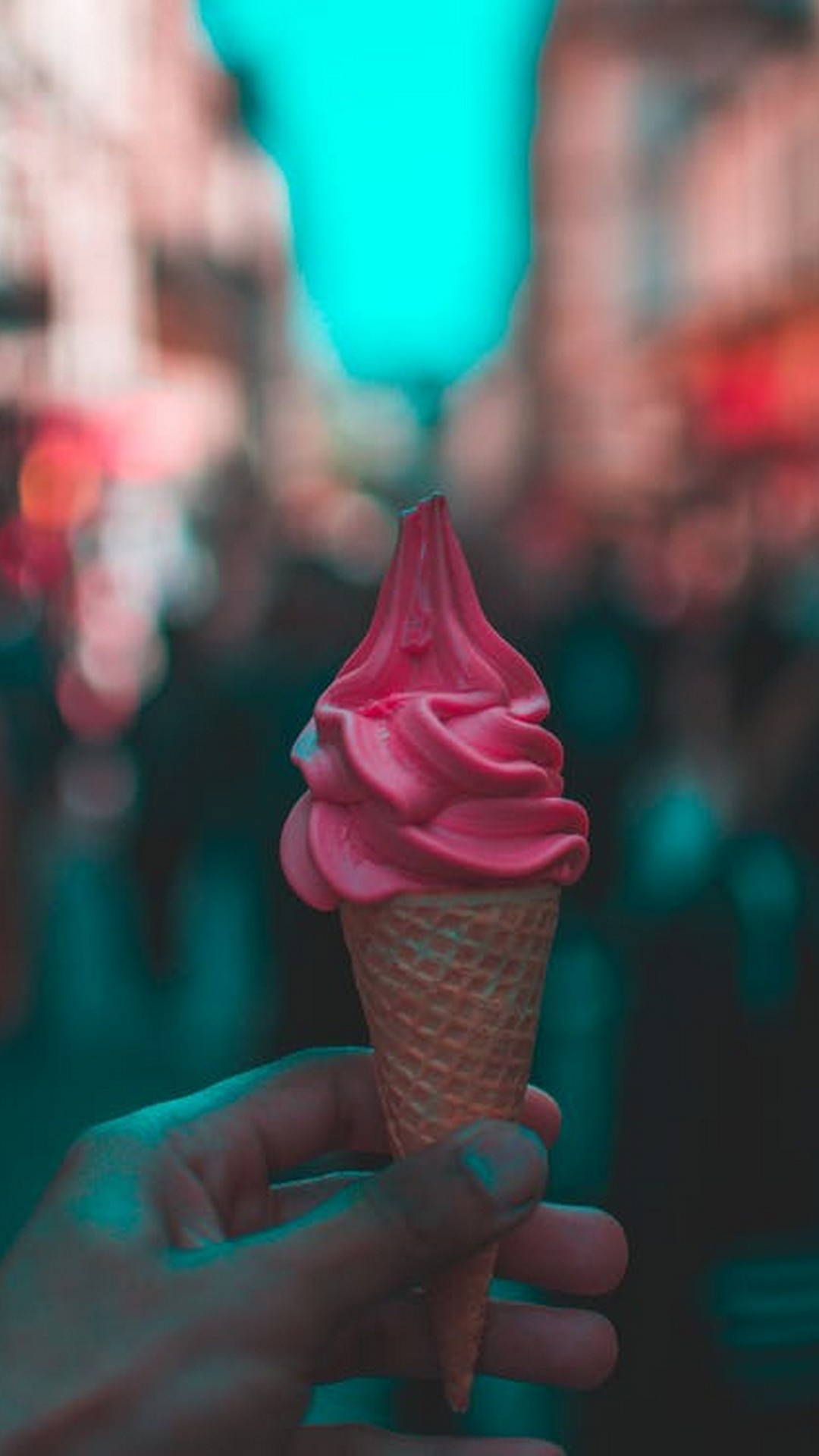 Gelato rosa cono strada, 1080x1920 Verticale, Telefono