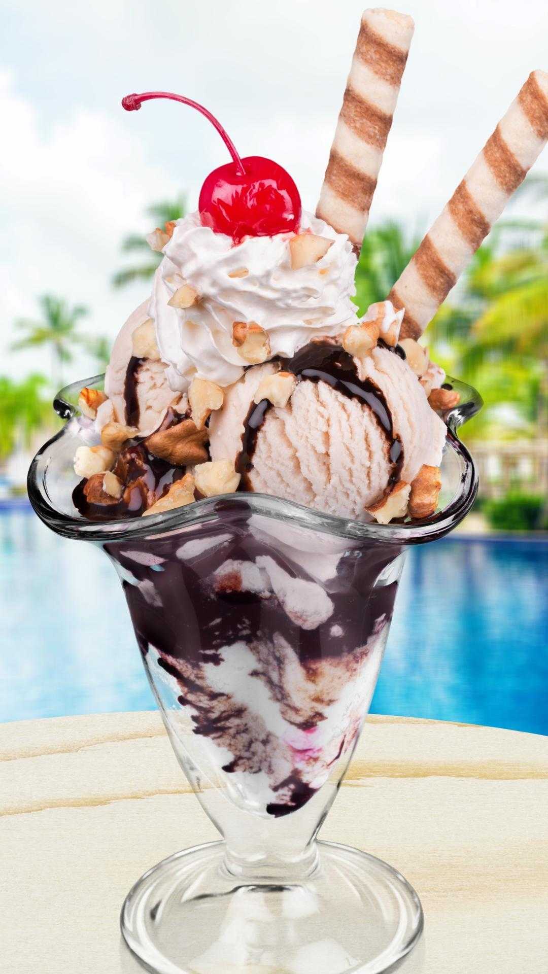 Coppa gelato con ciliegia, 1080x1920 Verticale, Mobile