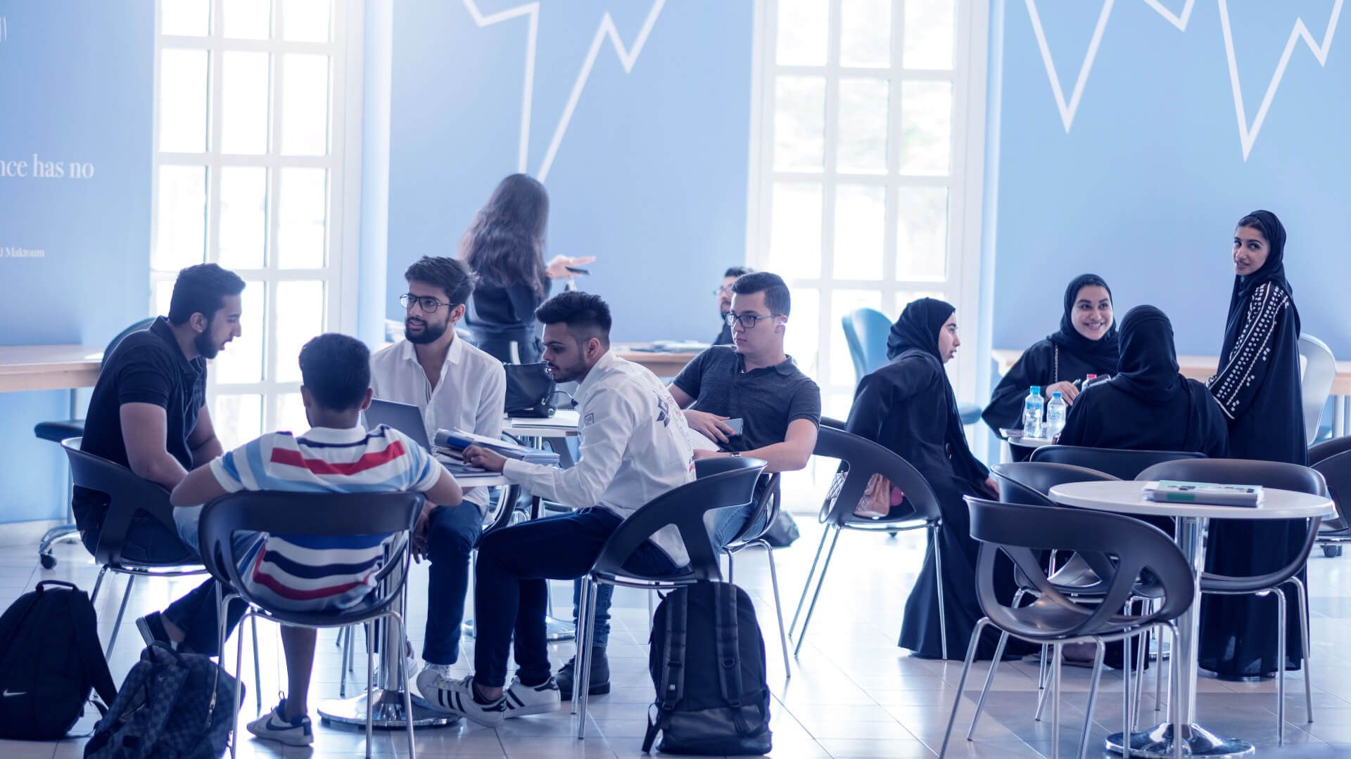 Studenti in aula universitaria, 1920x1080 Full HD 1080p, PC