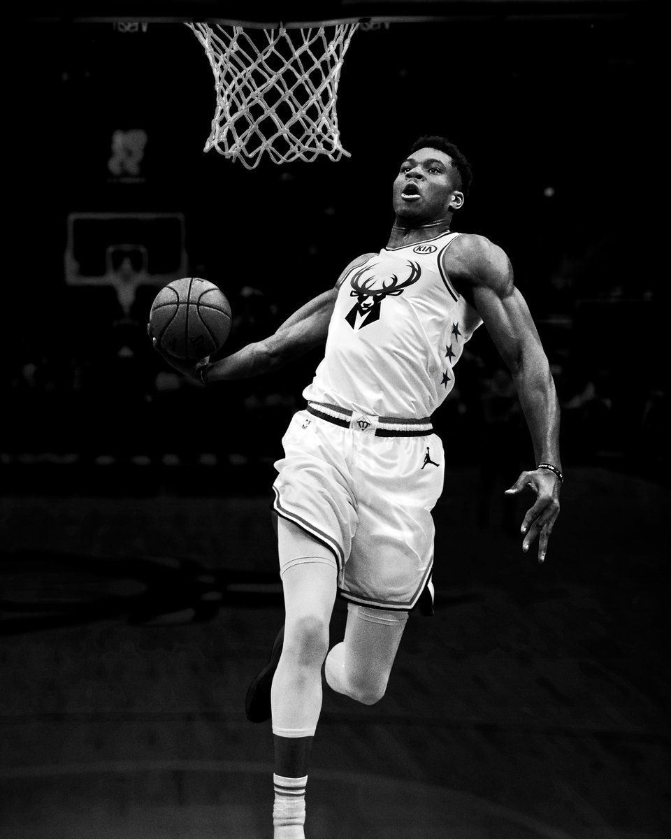 Giocatore basket Bucks bianco/nero, 960x1200 Full HD Verticale, iPhone