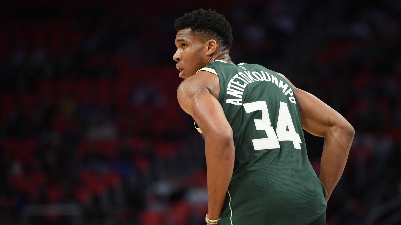Schiacciata Antetokounmpo su Raptors, 1200x675 HD, PC Desktop