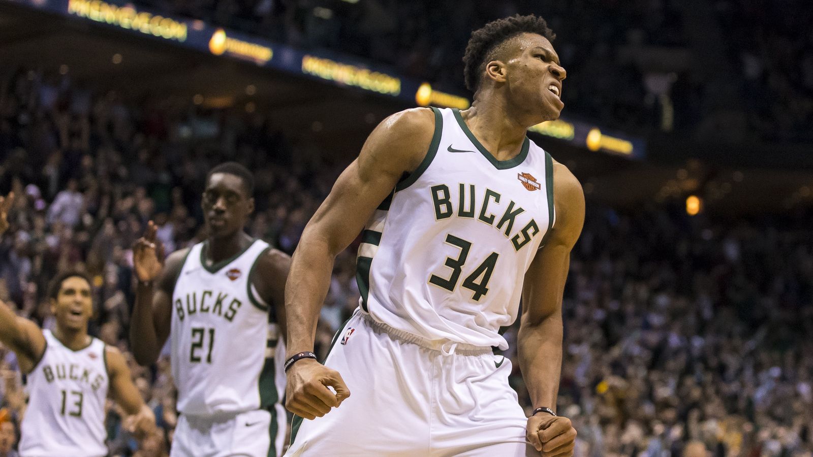 Giannis Antetokounmpo Milwaukee Bucks, 853x1280 Full HD Verticale, iPhone