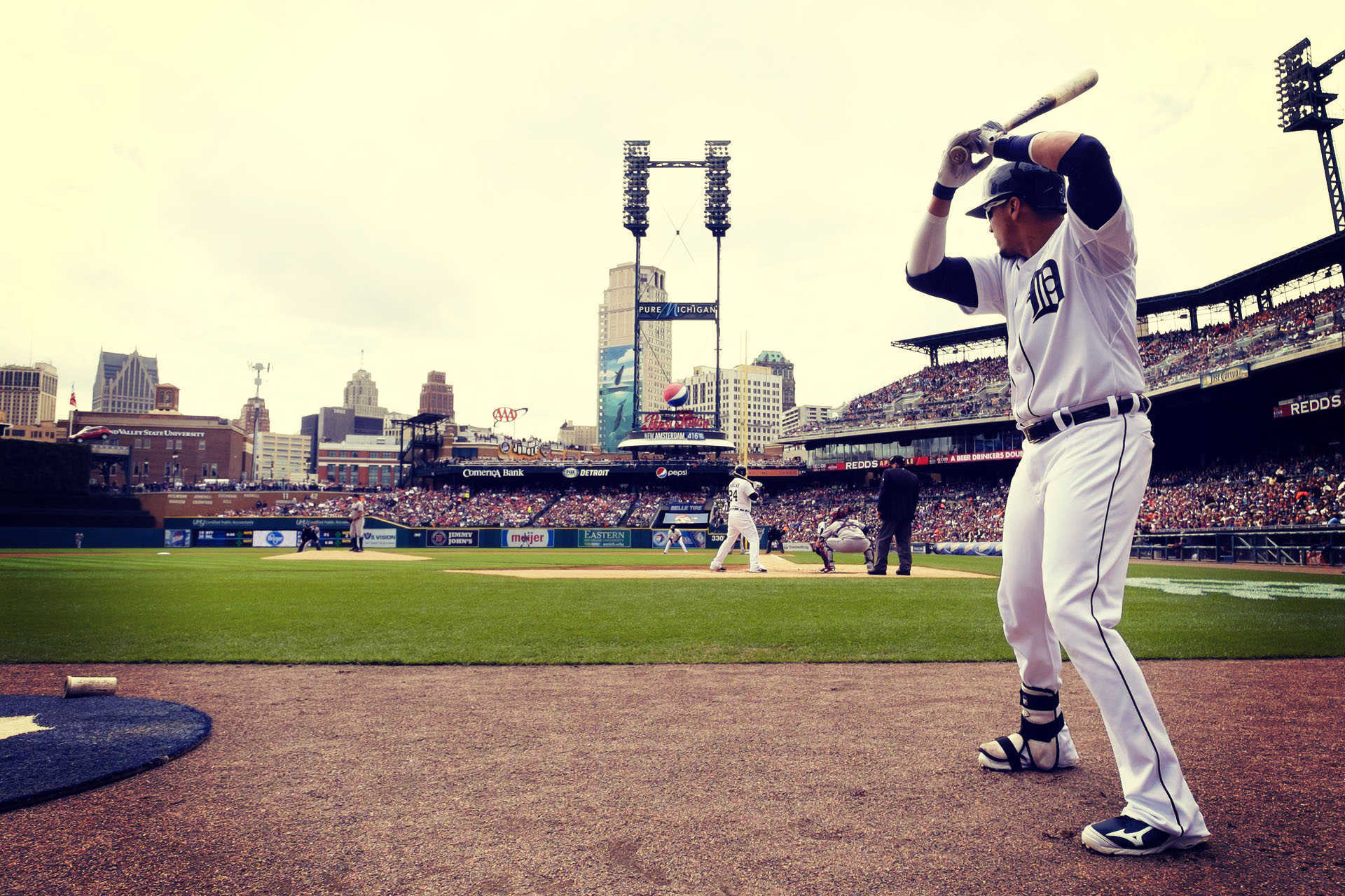 Giocatore baseball Detroit Tigers stadio, 1920x1280 Full HD+ WUXGA, PC Desktop