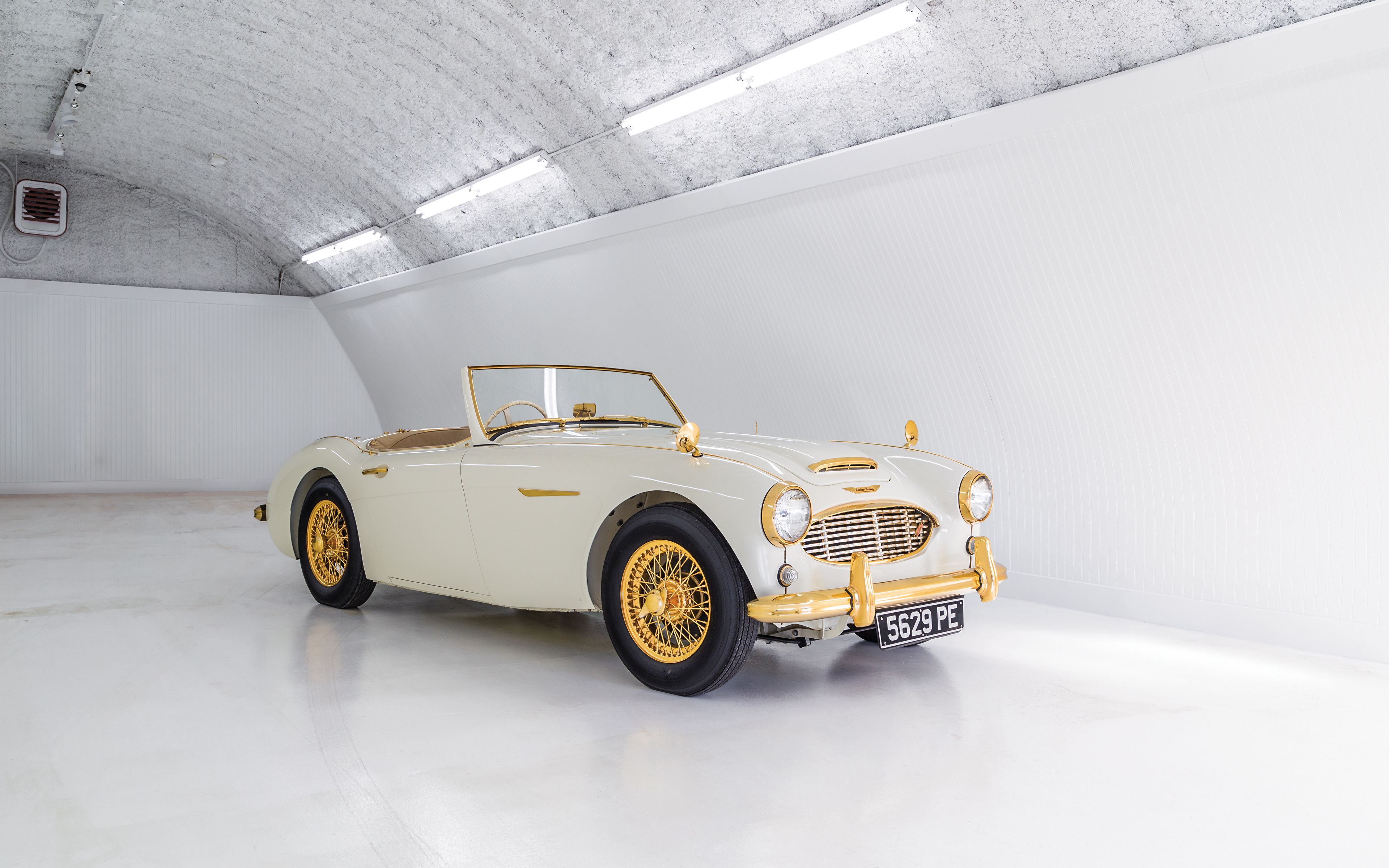 Austin Healey 100-6 bianca, 3840x2400 UHD, Monitor 4K