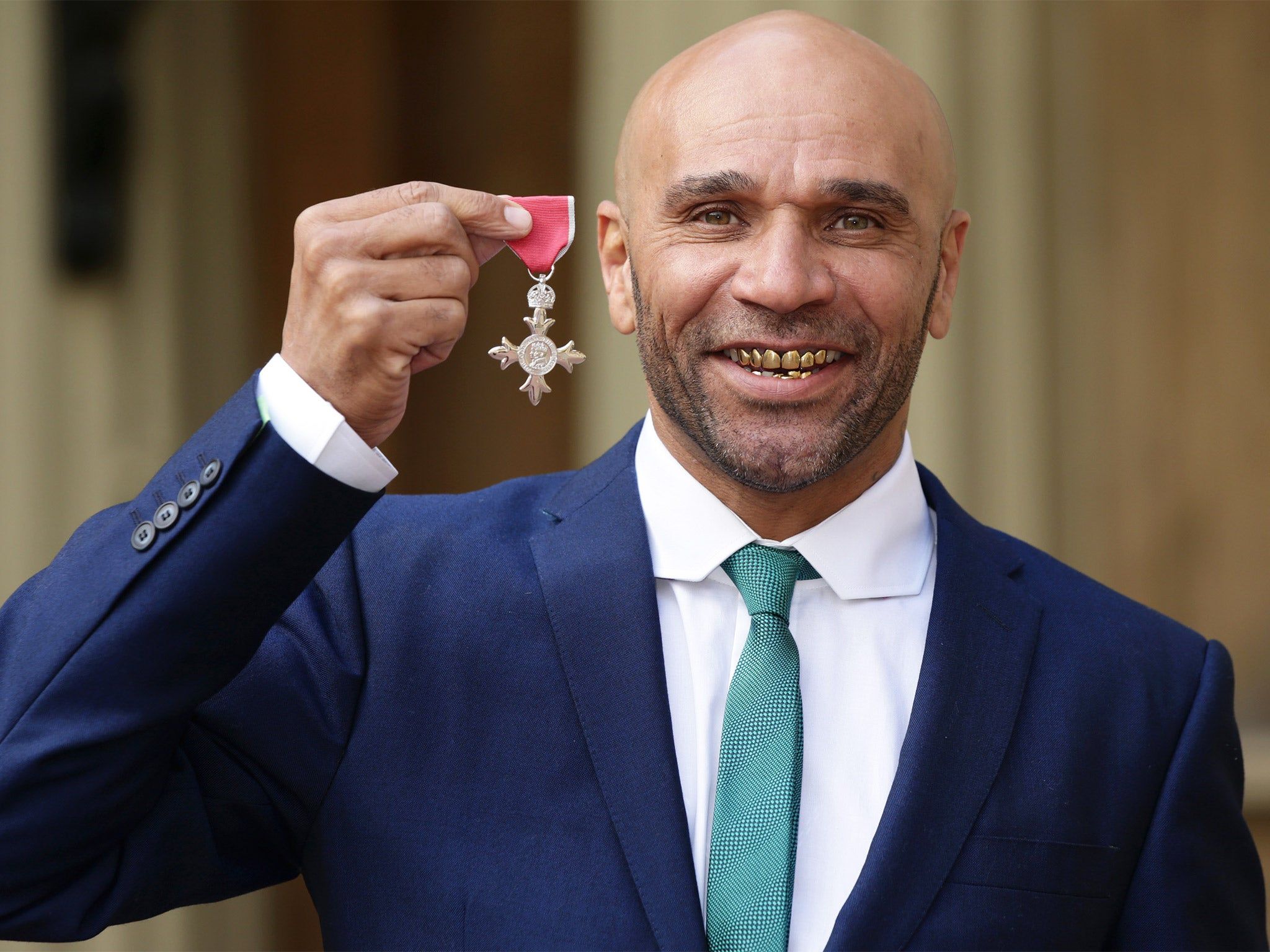 Goldie con medaglia MBE, 2048x1536 Hi-Res, PC
