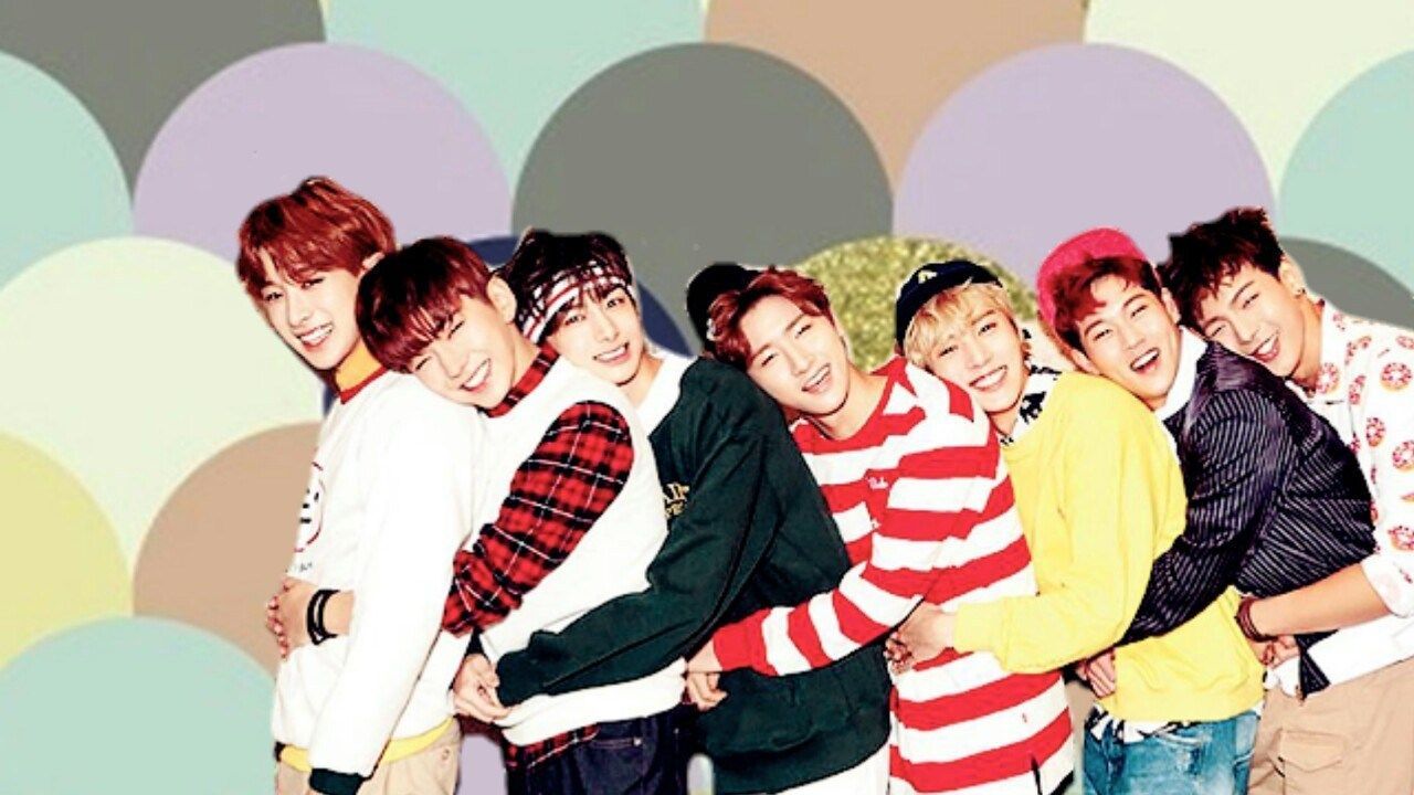 Gruppo K-pop maschile abbracciati, 1280x720 720p, PC