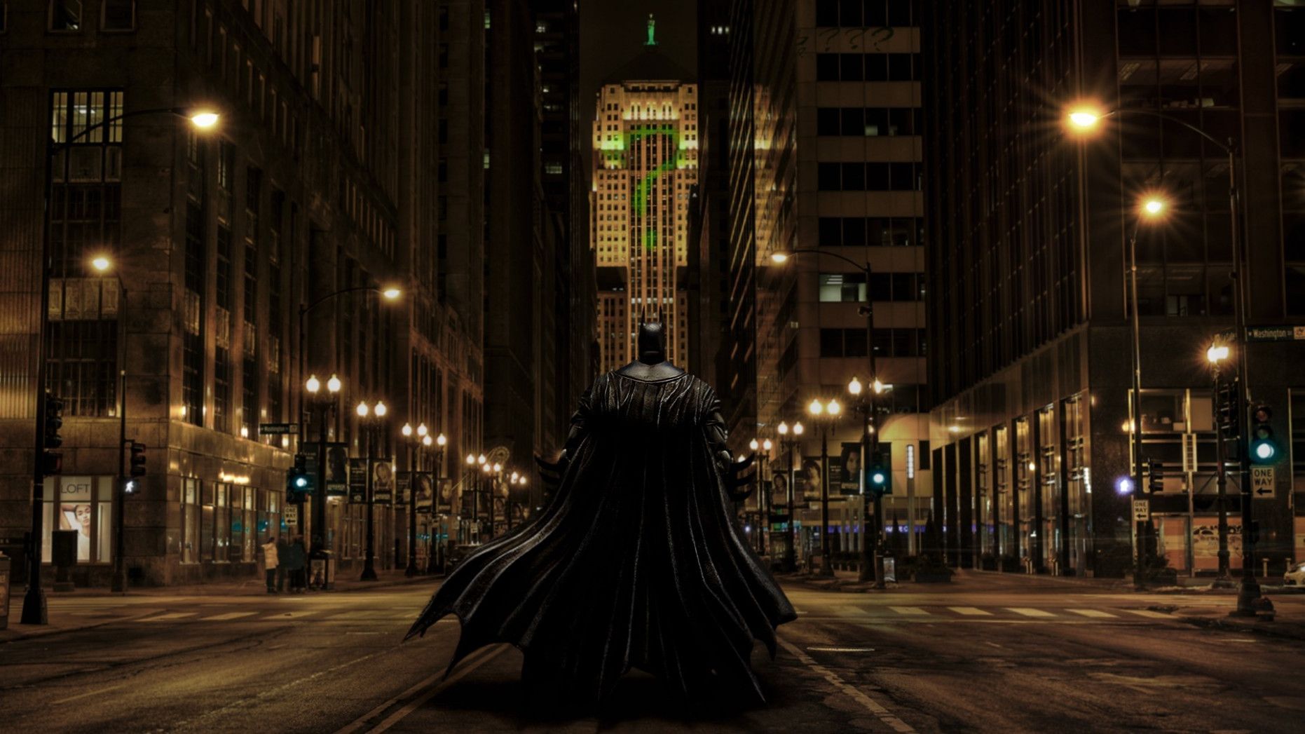 Batman in strada notturna, 1862x1047 HD Ready, PC Desktop