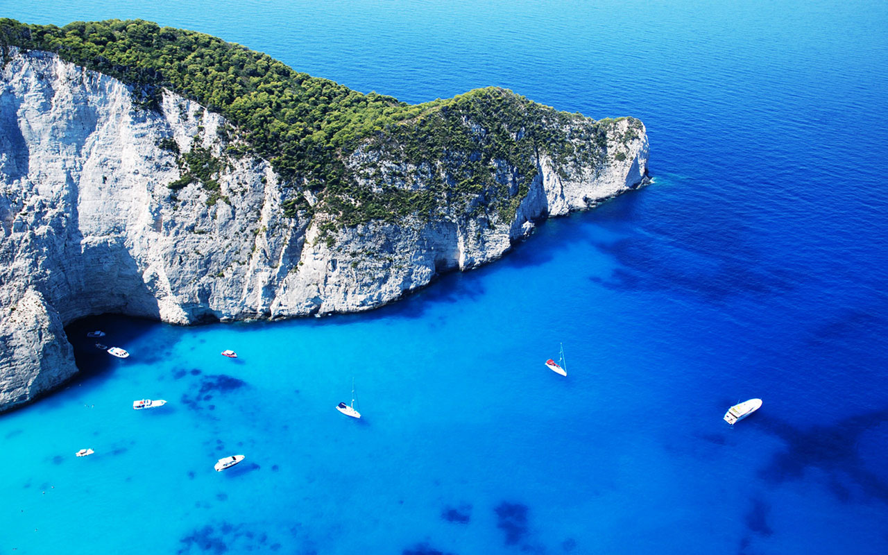 Costa greca con scogliere e mare, 1280x800 720p, Laptop