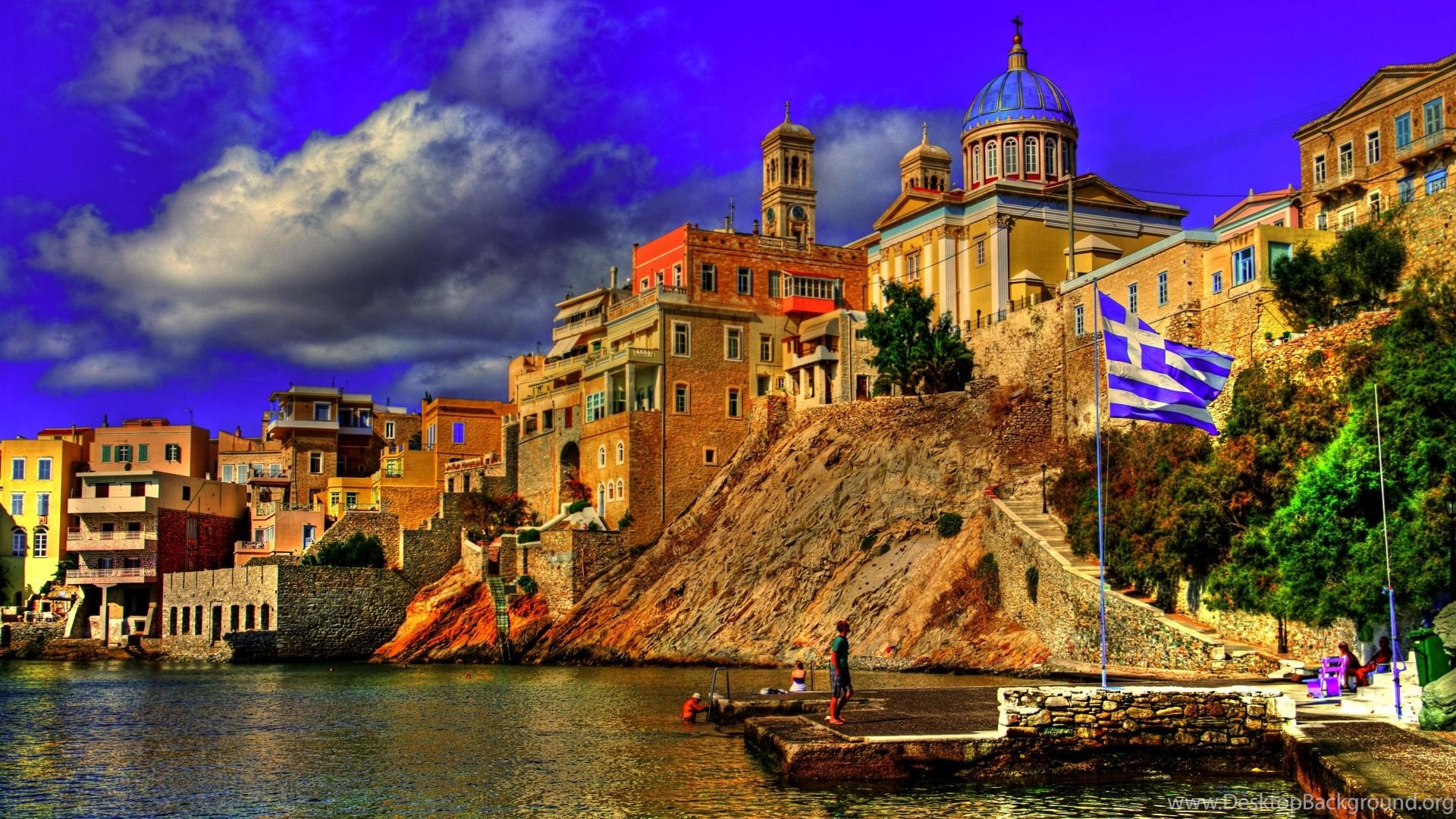 Villaggio costiero greco con bandiera, 1920x1080 1080p, Desktop