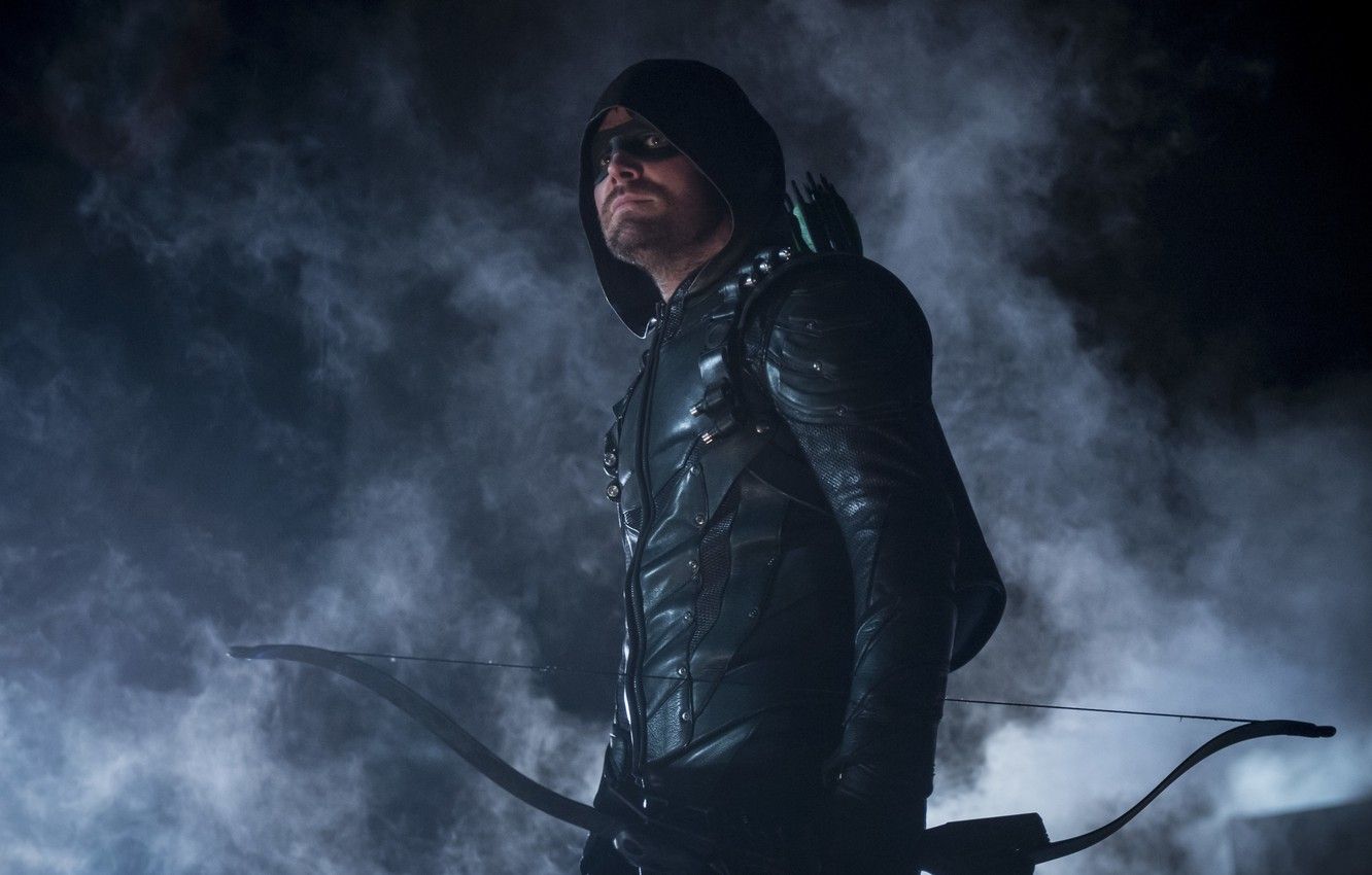 Green Arrow con arco, fumo, 1332x850 720p, Laptop