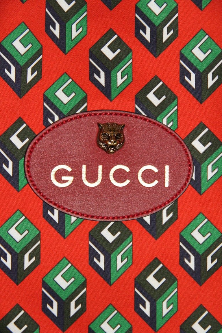 Logo Gucci con serpente e fiori, 1080x1920 Verticale, Mobile