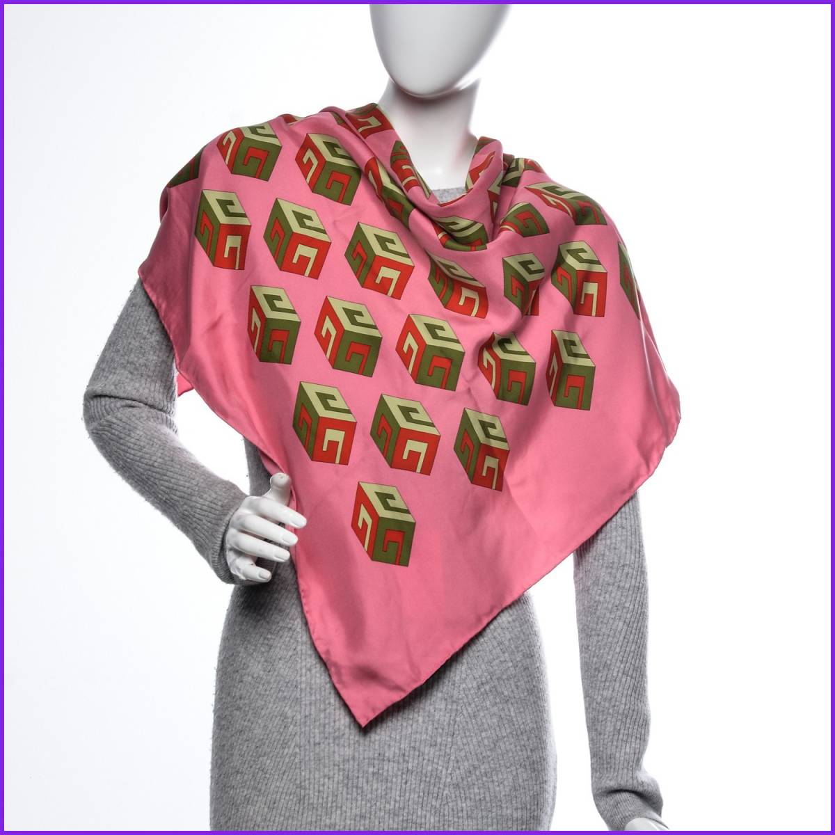 Sciarpa Gucci motivo geometrico marrone, 2560x2160 2K, Desktop