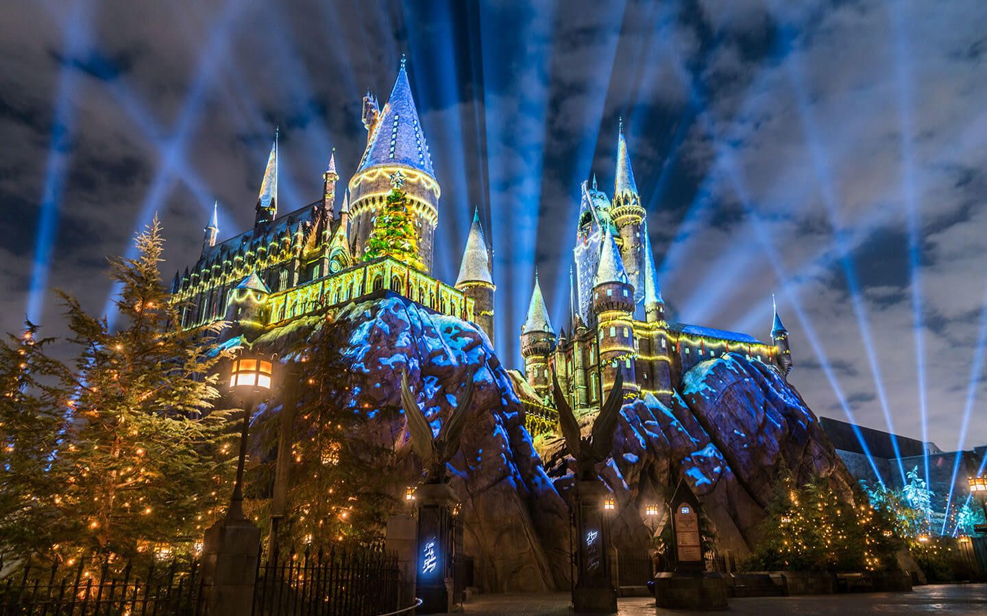 Castello Hogwarts luci natalizie, 1680x1050 900p, PC