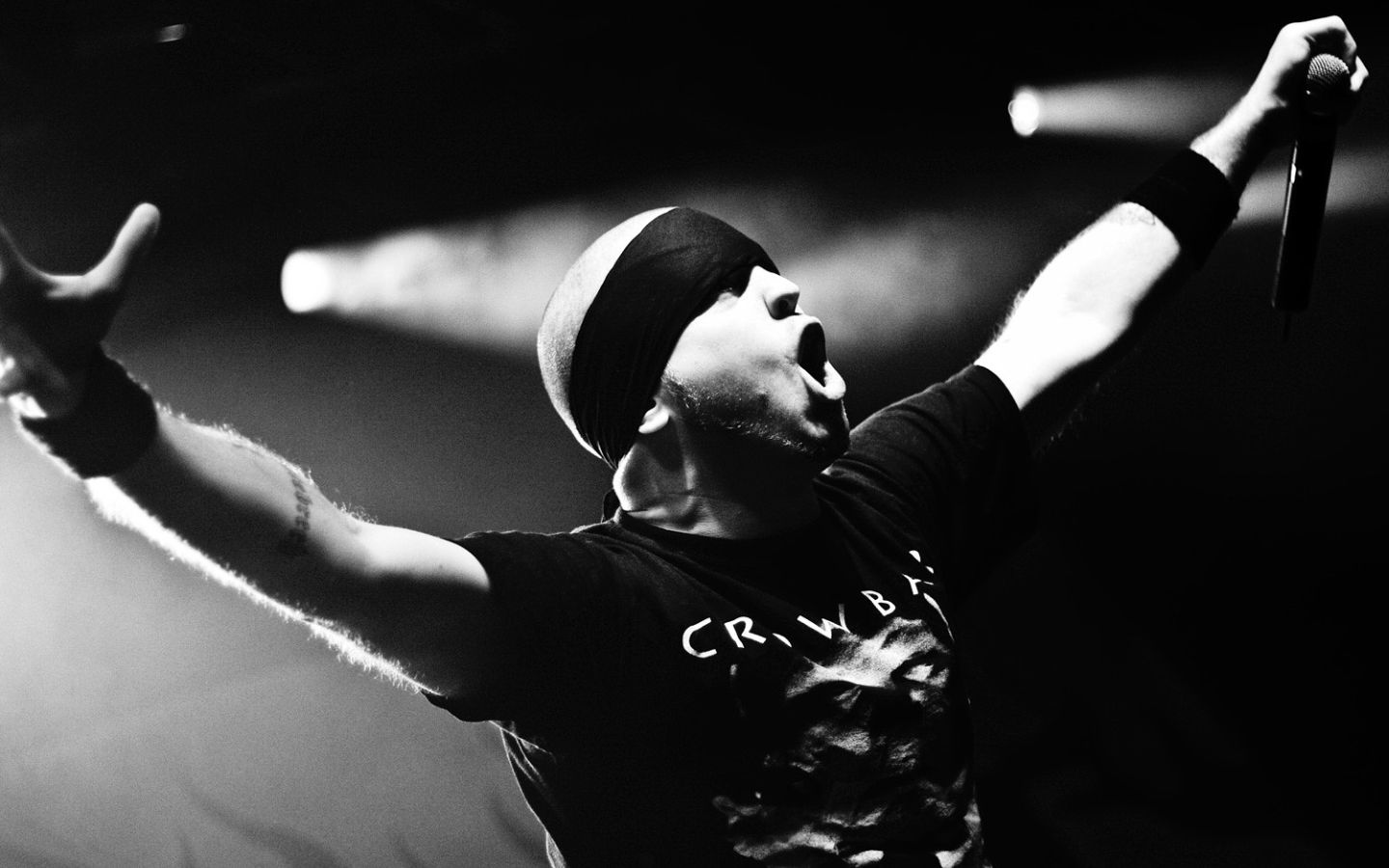 Cantante metal in bianco e nero, 1440x900 720p, Laptop