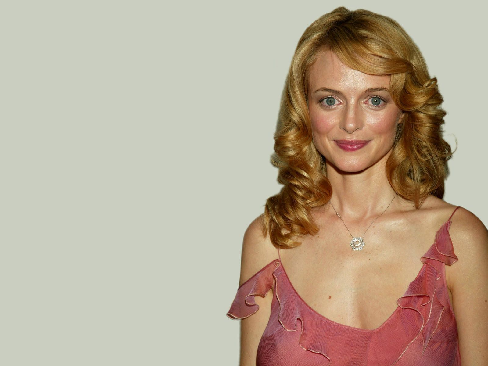 Heather Graham abito rosa, 1600x1200 HD Ready, Desktop