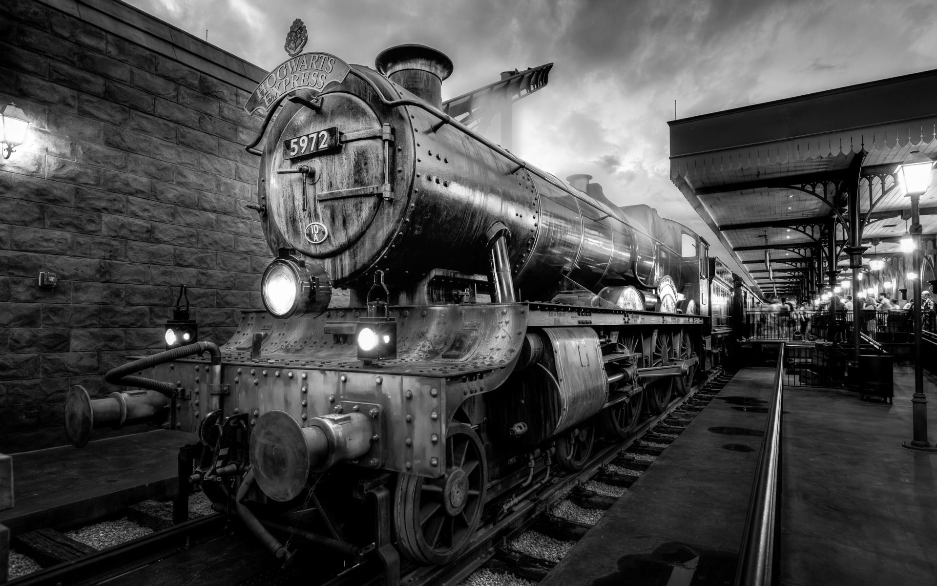 Hogwarts Express treno vapore bianco-nero, 1919x1200 900p, Desktop