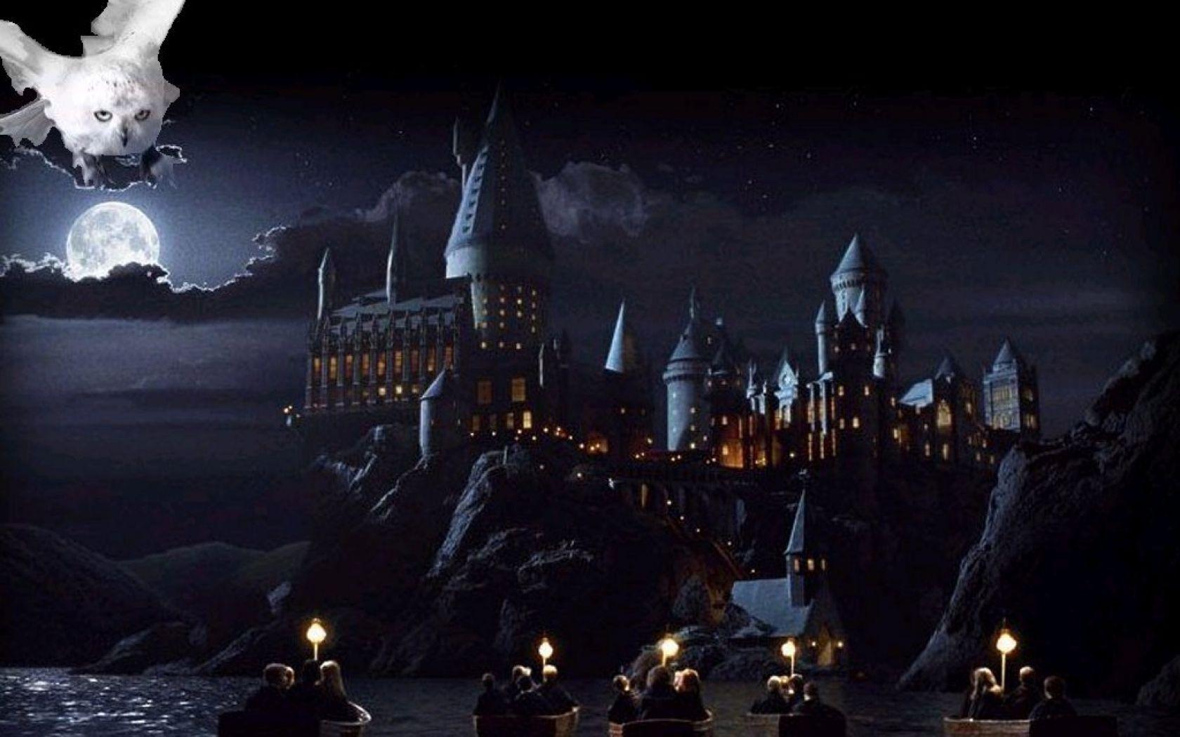 Castello Hogwarts notturno luna, 1680x1050 900p, Desktop