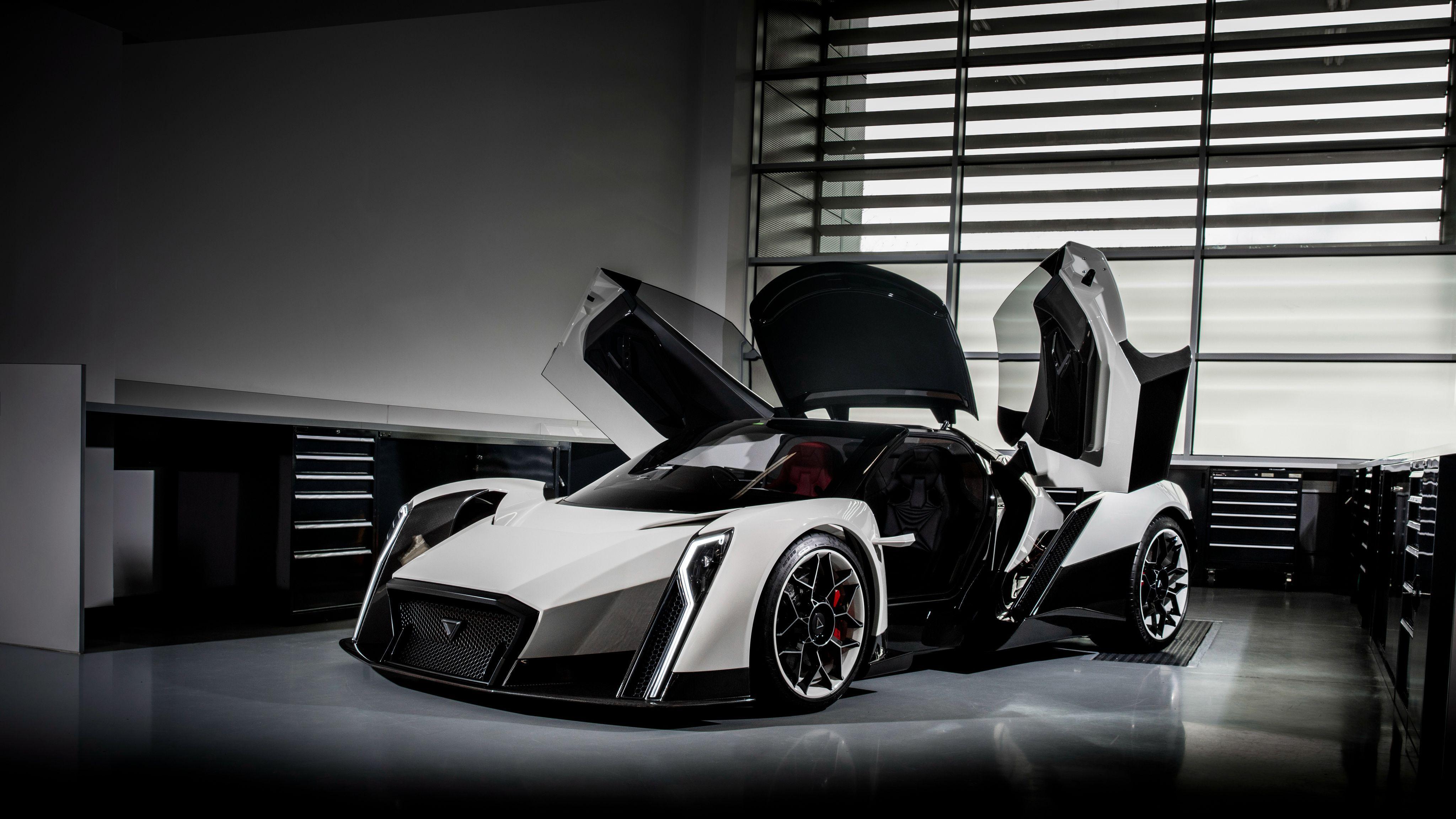 Hypercar bianca porte aperte, 4096x2304 Ultra HD, 4K TV