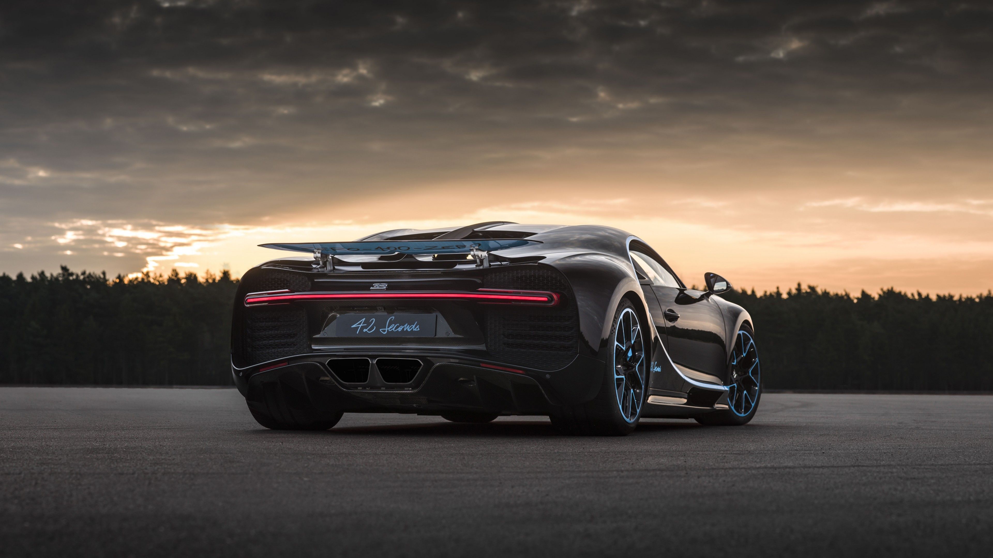 Bugatti Chiron nera tramonto, hypercar, 3840x2160 4K, Desktop 4K