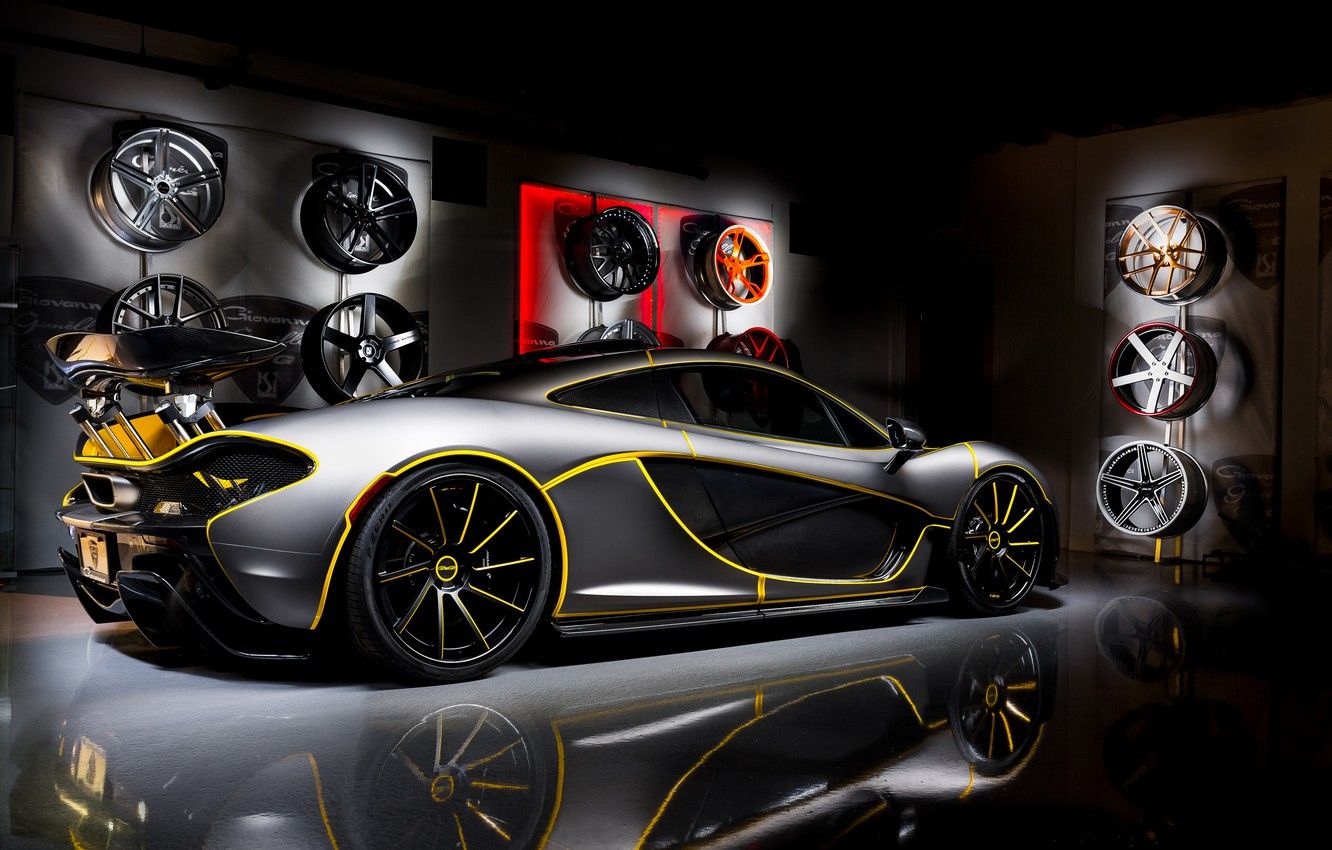 McLaren P1 nero e oro, 1332x850 HD, HP Laptop