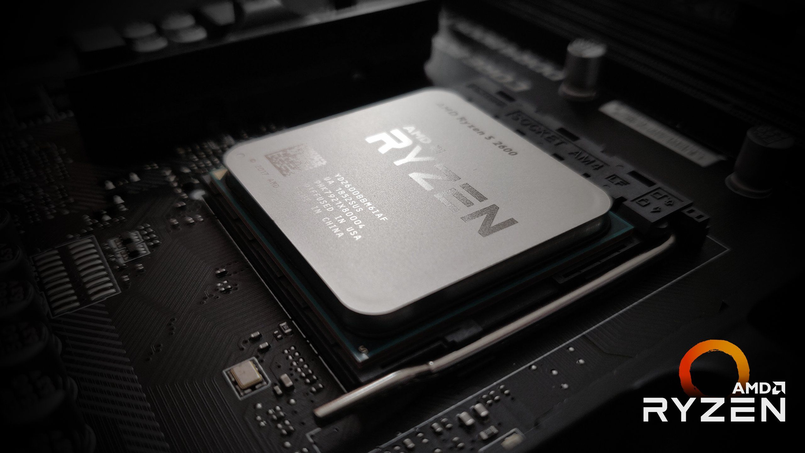 Processore AMD Ryzen su scheda madre, 2560x1440 2K, Monitor Gaming