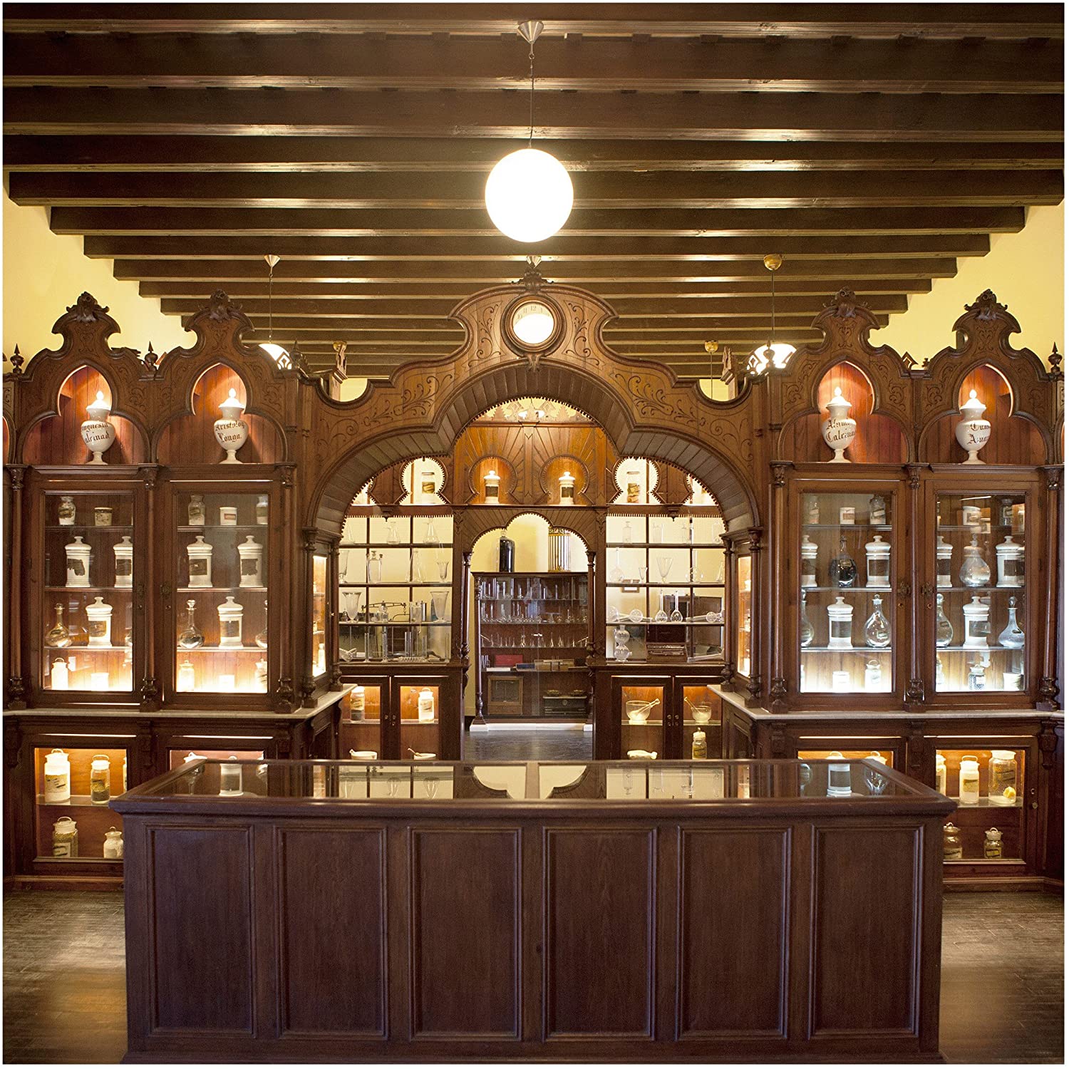 Antica farmacia spagnola in legno, 1500x1500 720p, Laptop