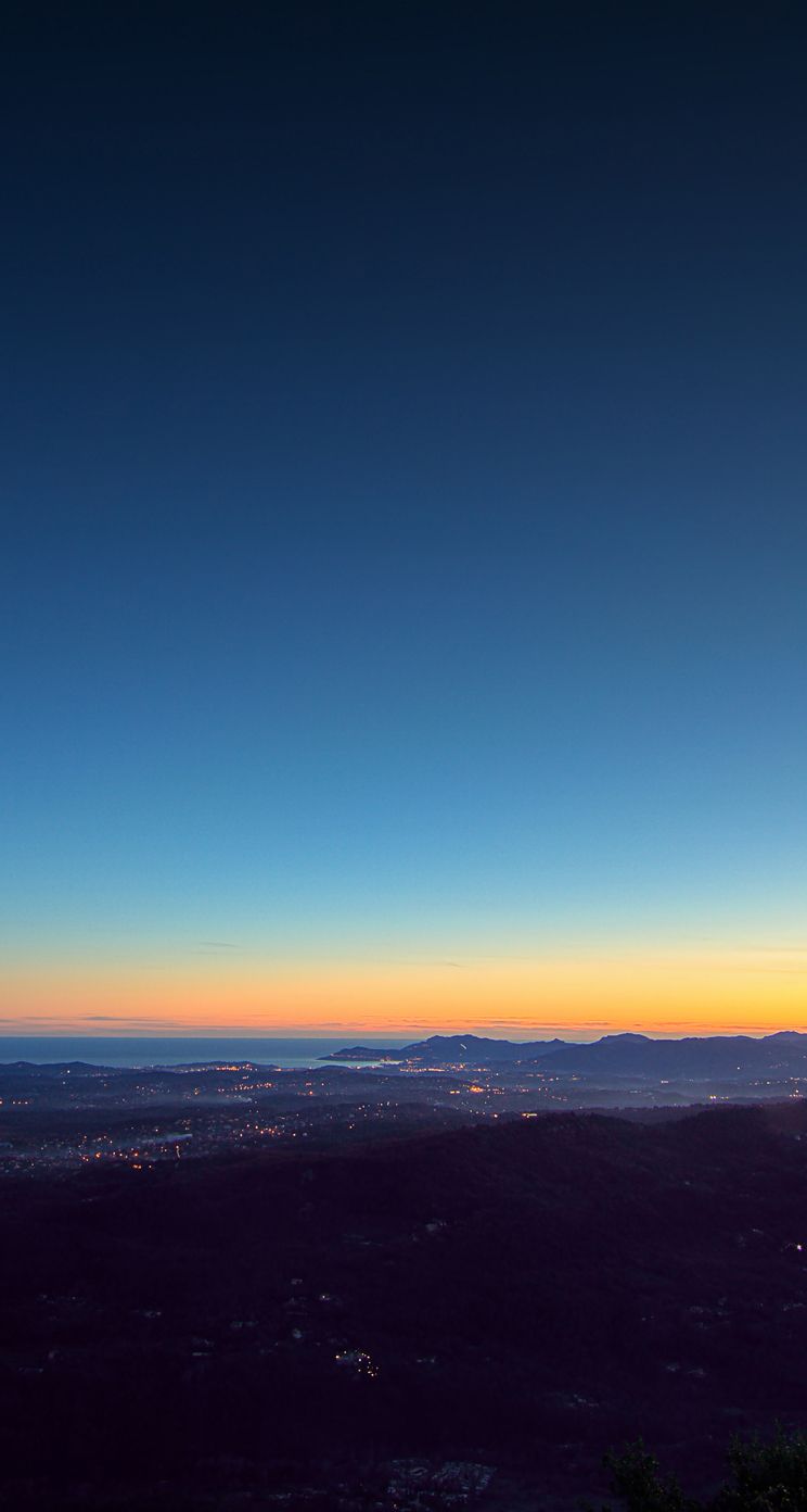 Alba su montagne e nebbia, 744x1392 Verticale, Telefono
