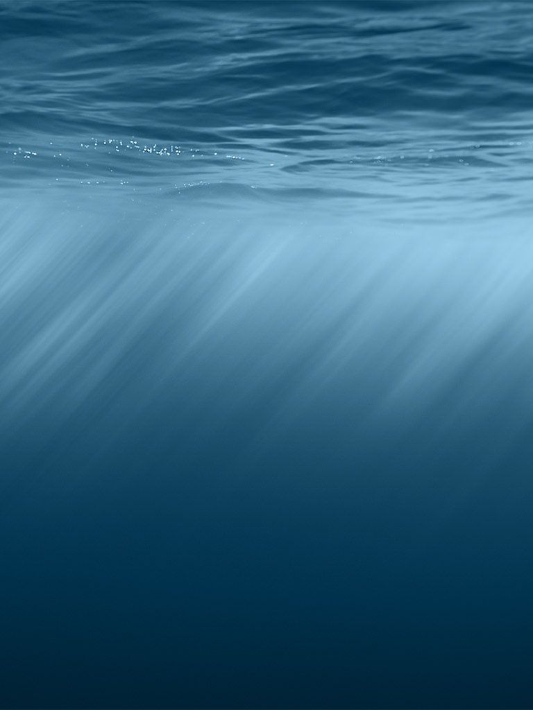 Superficie oceano blu profondo, 768x1024 Full HD Verticale, Smartphone