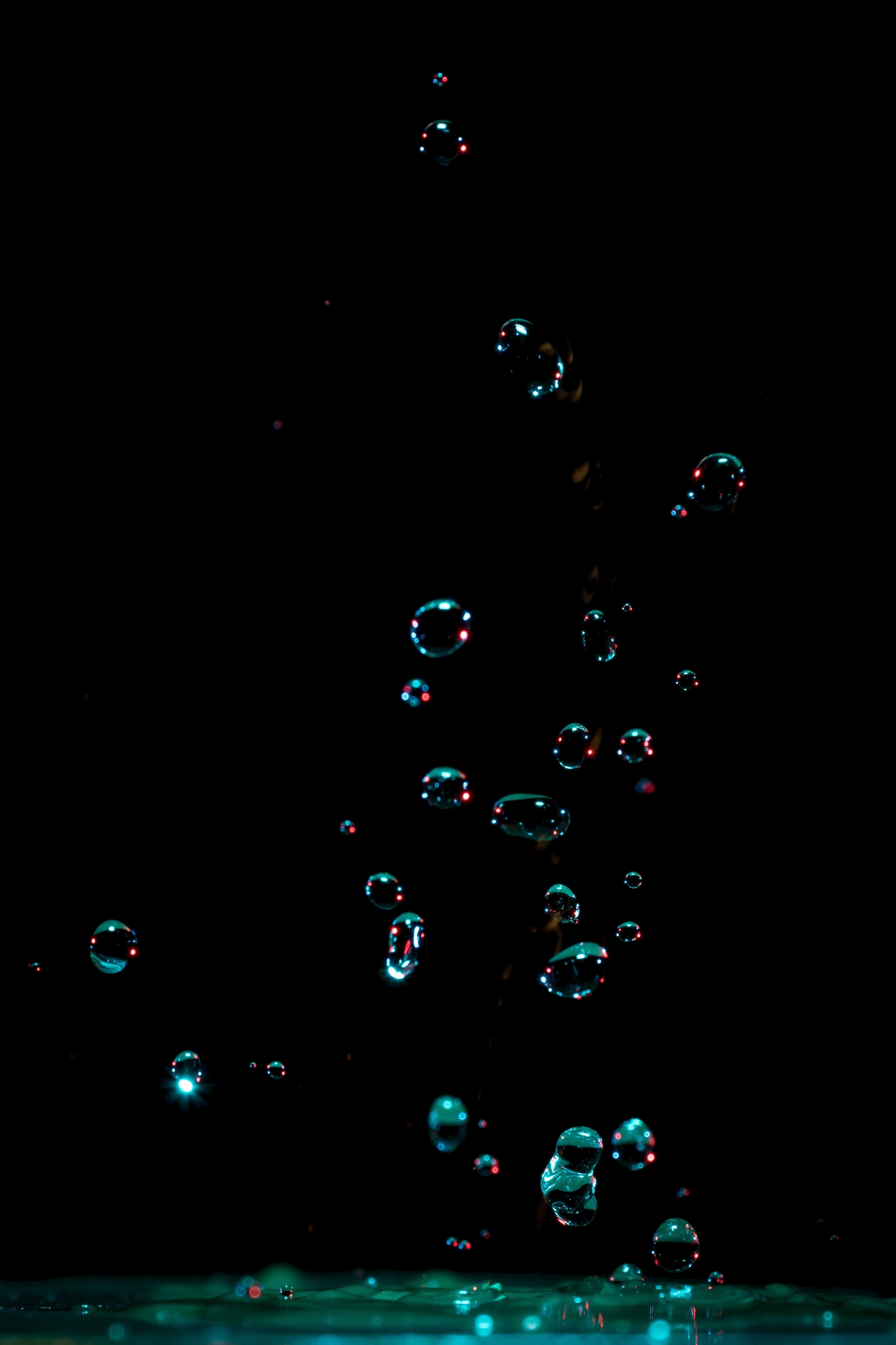 Bolle d'acqua su nero, 2178x3269 Full HD Verticale, iPhone Air