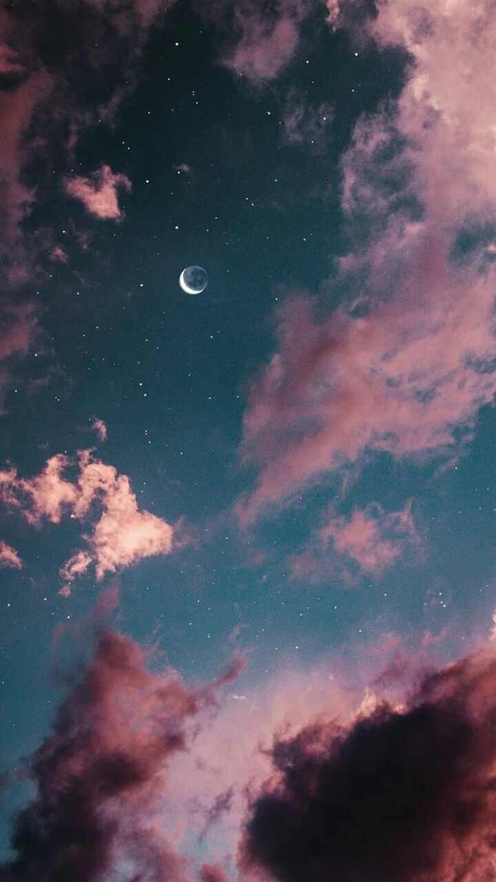 Luna crescente tra nuvole rosa, sfondi iPhone, 720x1280 Full HD Verticale, iPhone Plus